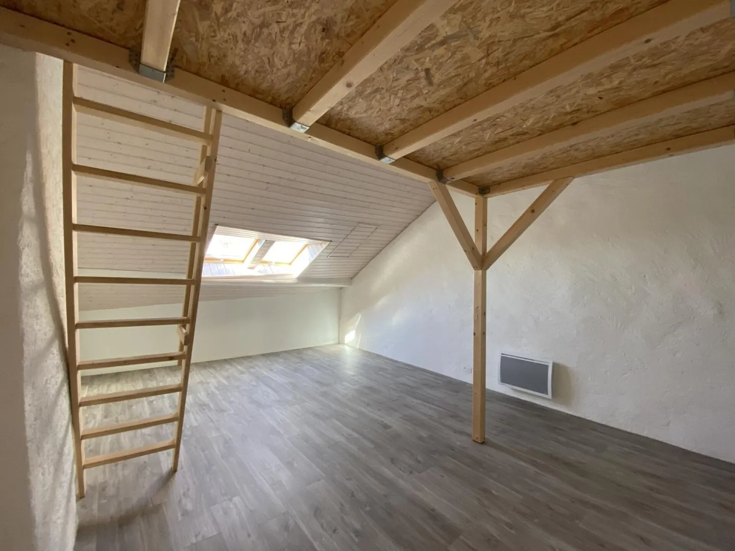 Charmantes Penthouse in Lutry - Foto 8 von 9