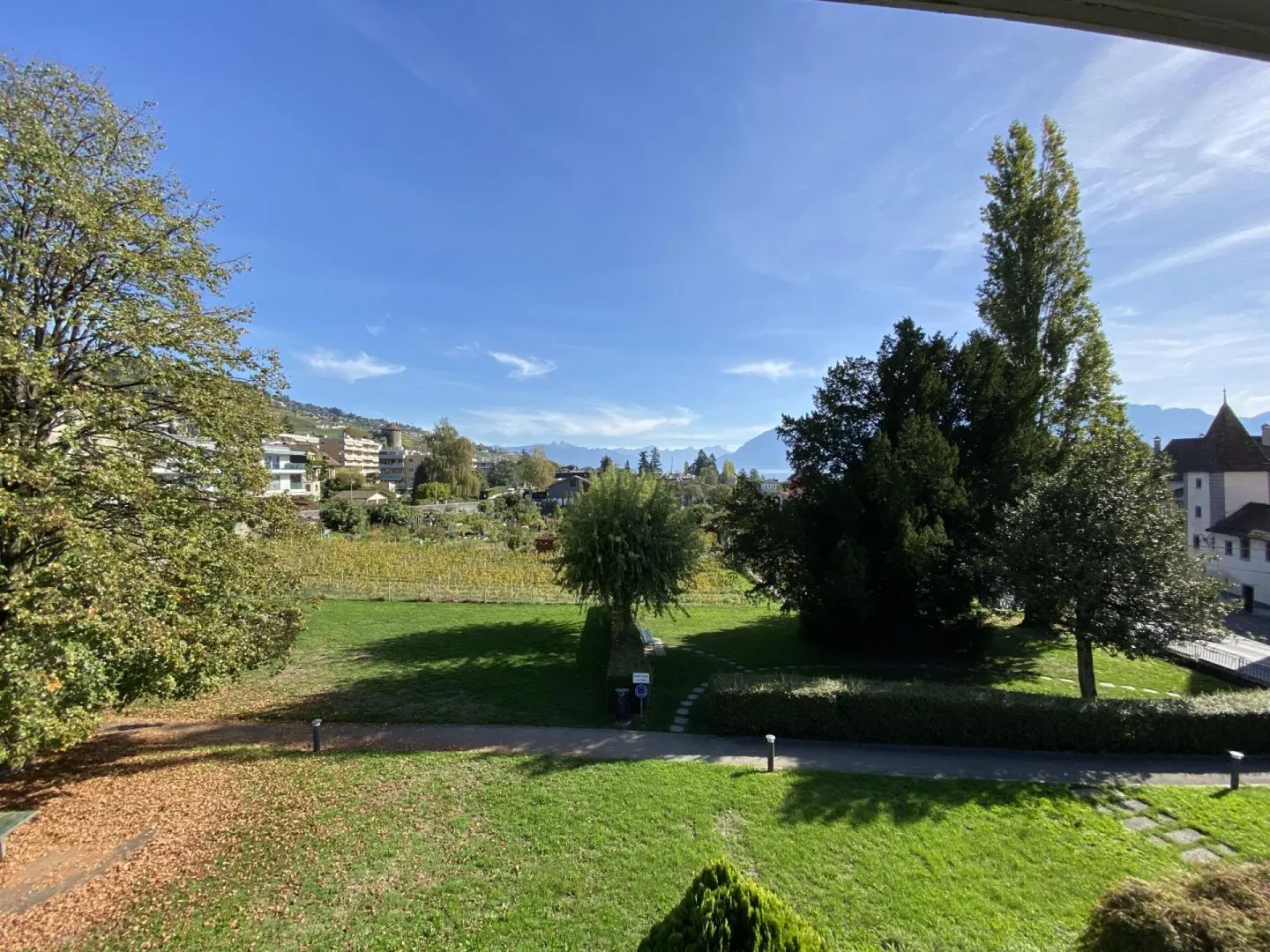 Charmantes Penthouse in Lutry - Foto 2 von 9