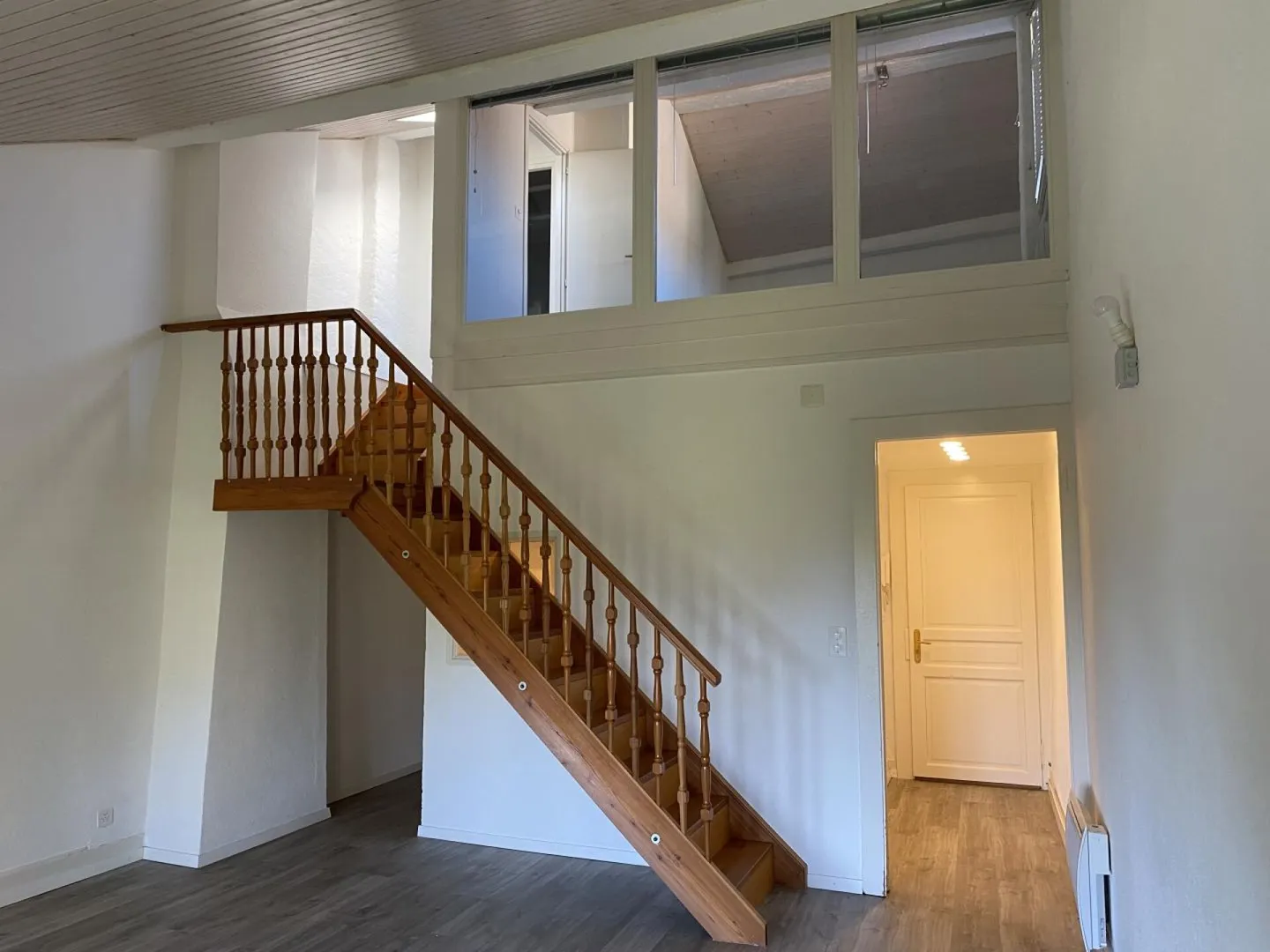 Charmantes Penthouse in Lutry - Foto 5 von 9