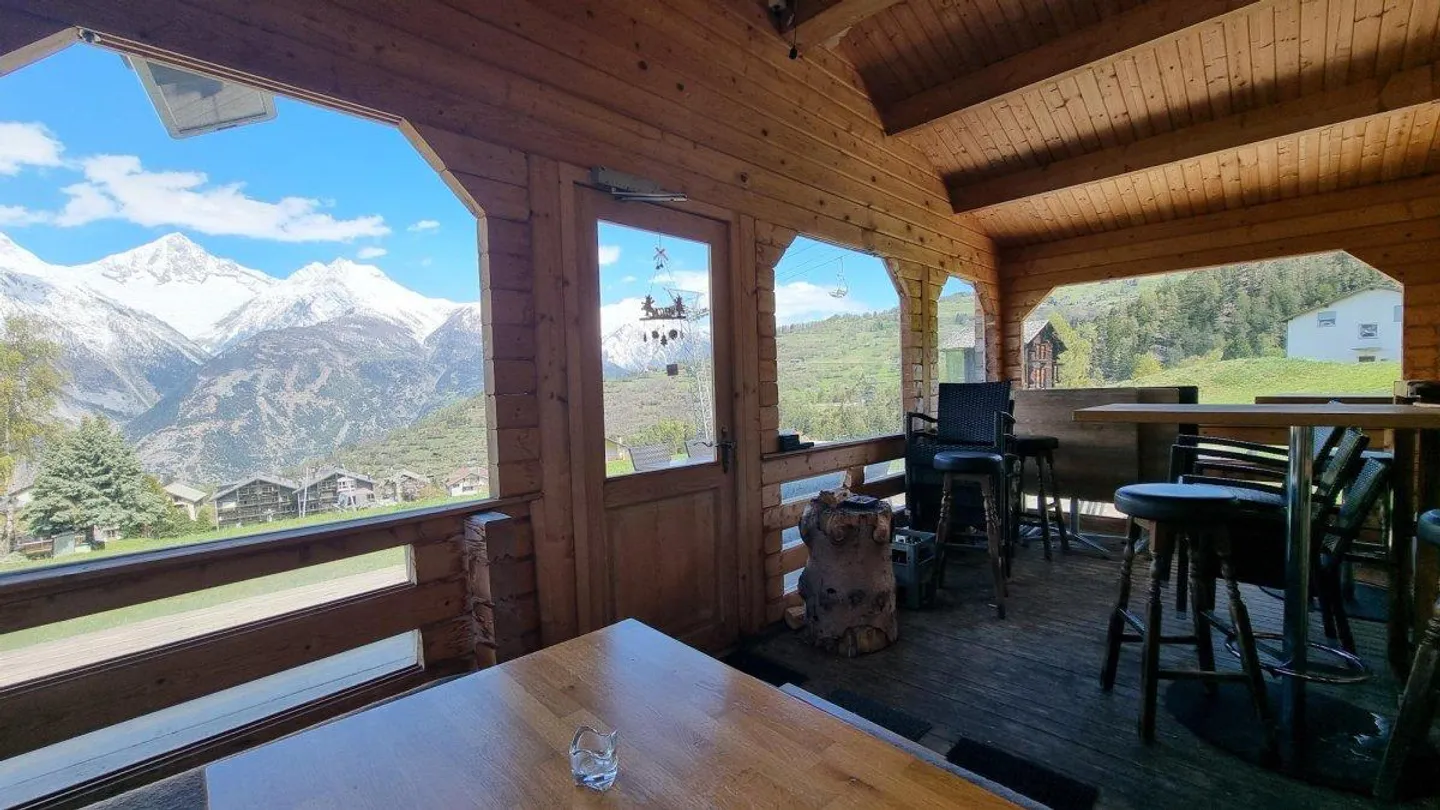 Great Sports Bar with Surroundings in Unterbäch - Photo 4 of 9