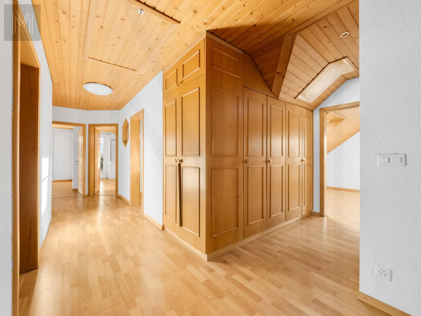 Villa individuelle exceptionnelle de 9.5 pièces ? Un cadre de vie rare au coeur - Photo 11 sur 27