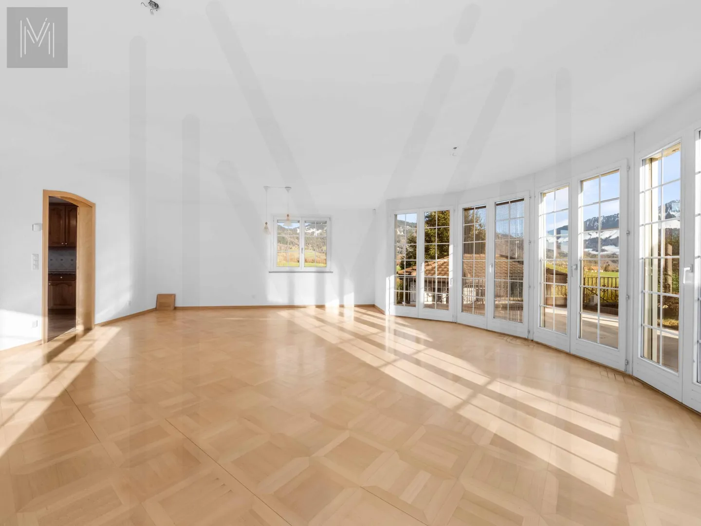 Villa individuelle exceptionnelle de 9.5 pièces ? Un cadre de vie rare au coeur - Photo 12 sur 27