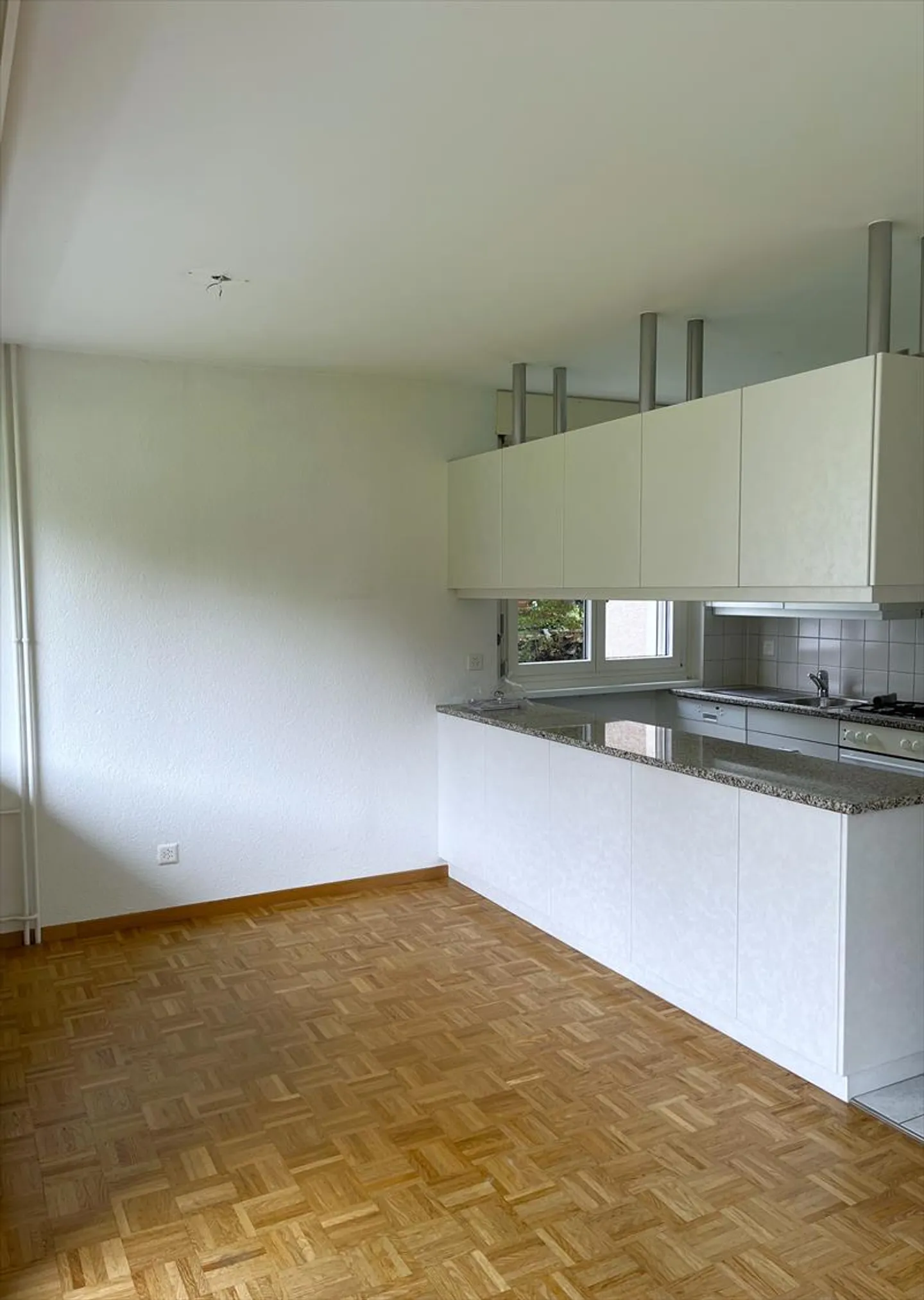 Beautiful 3.5-room apartment in Bremgarten - Photo 4 of 11