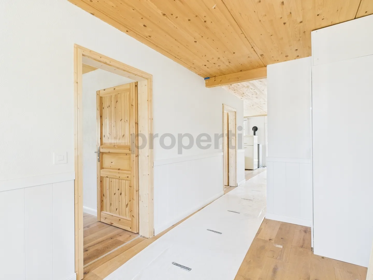 New building meets rural idyll – 3.5-room apartment with historical flair - Photo 6 of 10