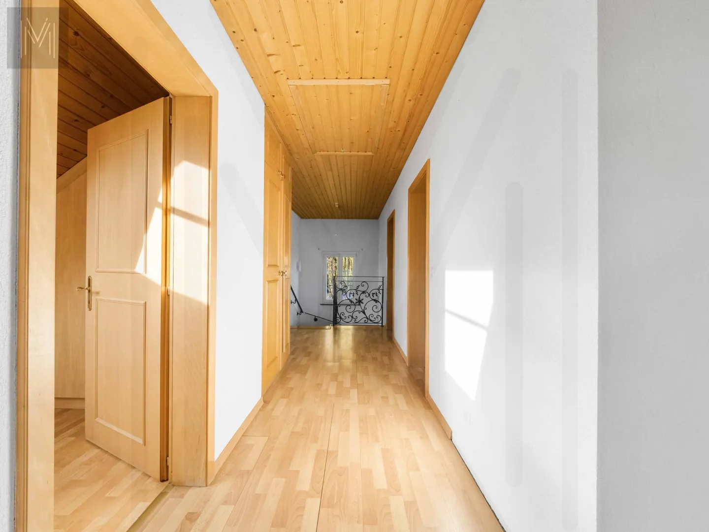 Villa individuelle exceptionnelle de 9.5 pièces ? Un cadre de vie rare au coeur - Photo 24 sur 27