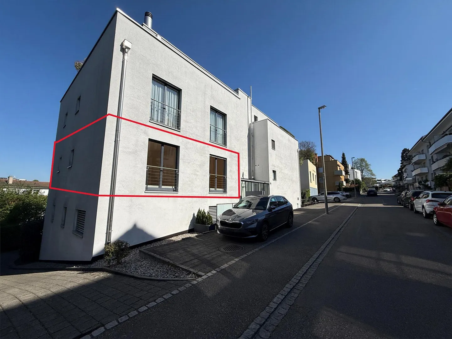 Appartement élégant de 4,5 pièces avec jardin d'hiver et vue panoramique sur la verdure - Photo 12 sur 12