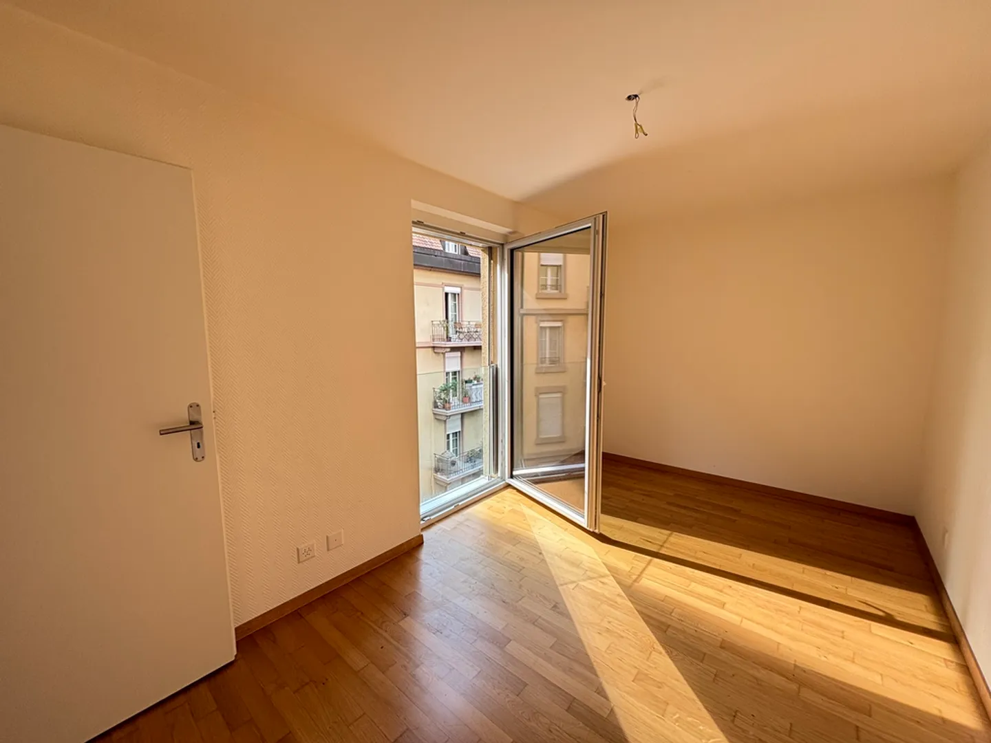 Appartement moderne à Lausanne - Photo 4 sur 6