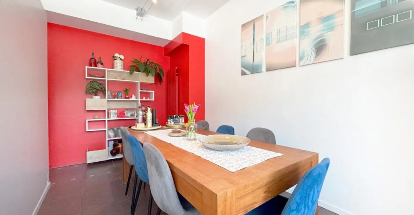 Appartement lumineux 4,5 pièces - Photo 3 sur 8