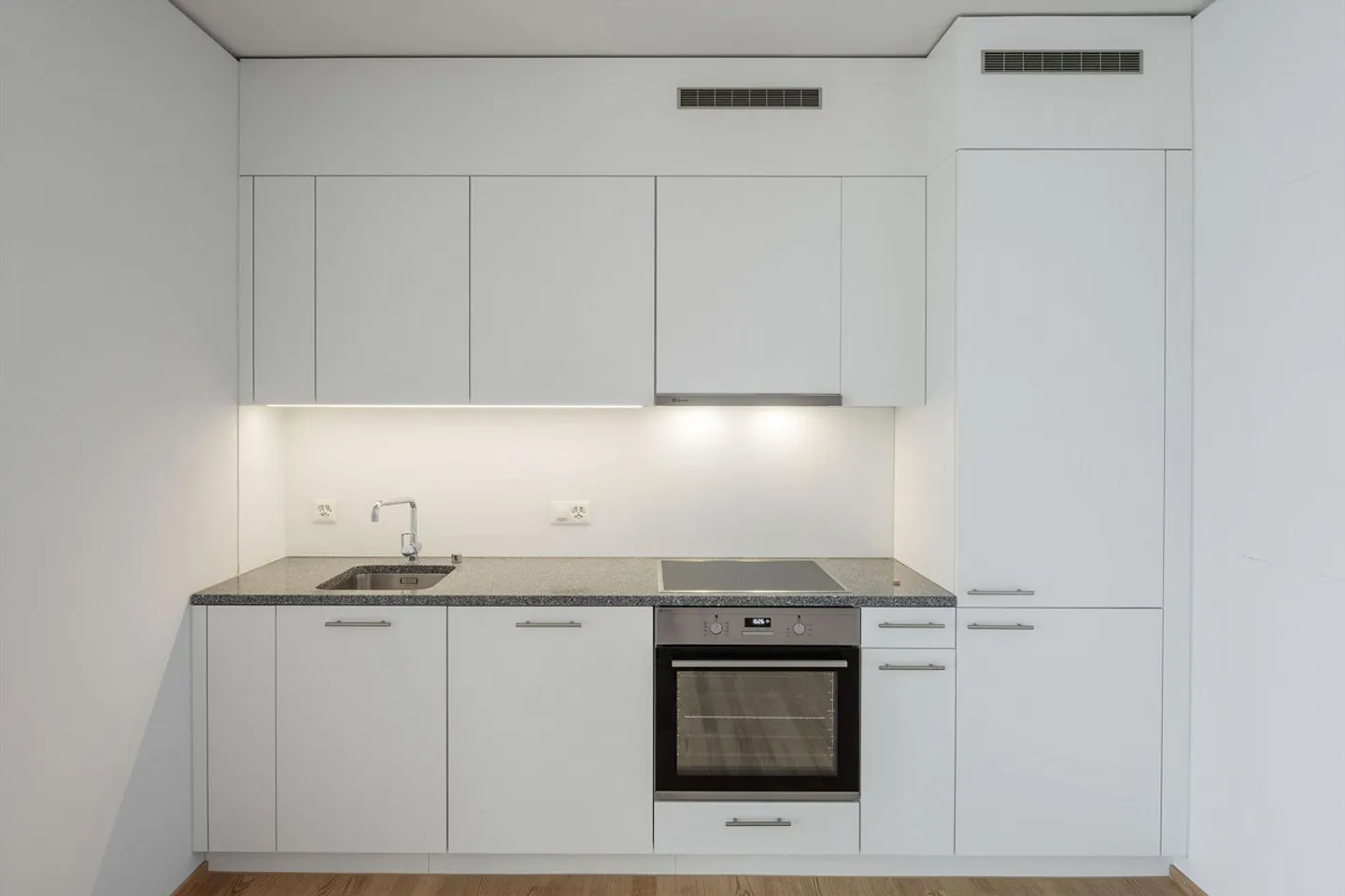 Appartamento luminoso 1.5 locali 4° piano 04.02 - Foto 3 di 5