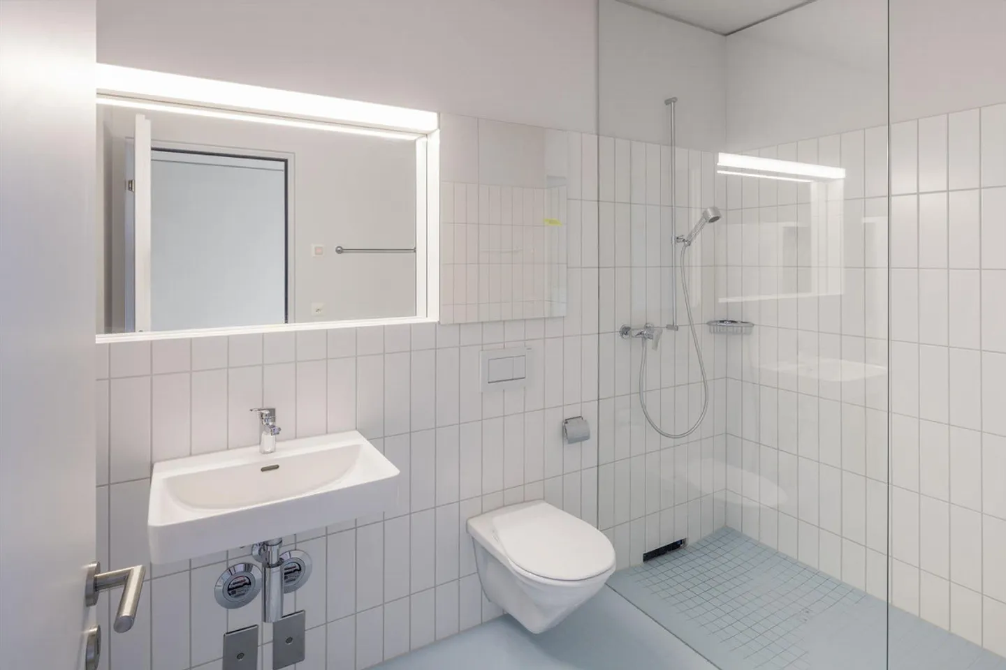 Appartamento luminoso 1.5 locali 4° piano 04.02 - Foto 4 di 5