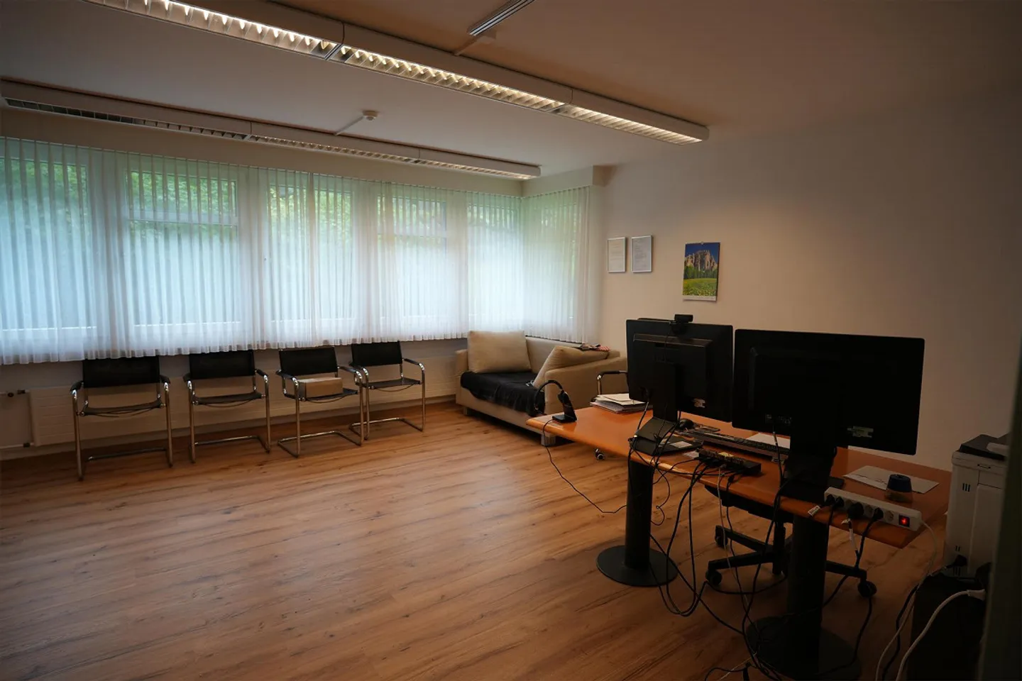 Commercial Space/Office - Photo 1 of 5