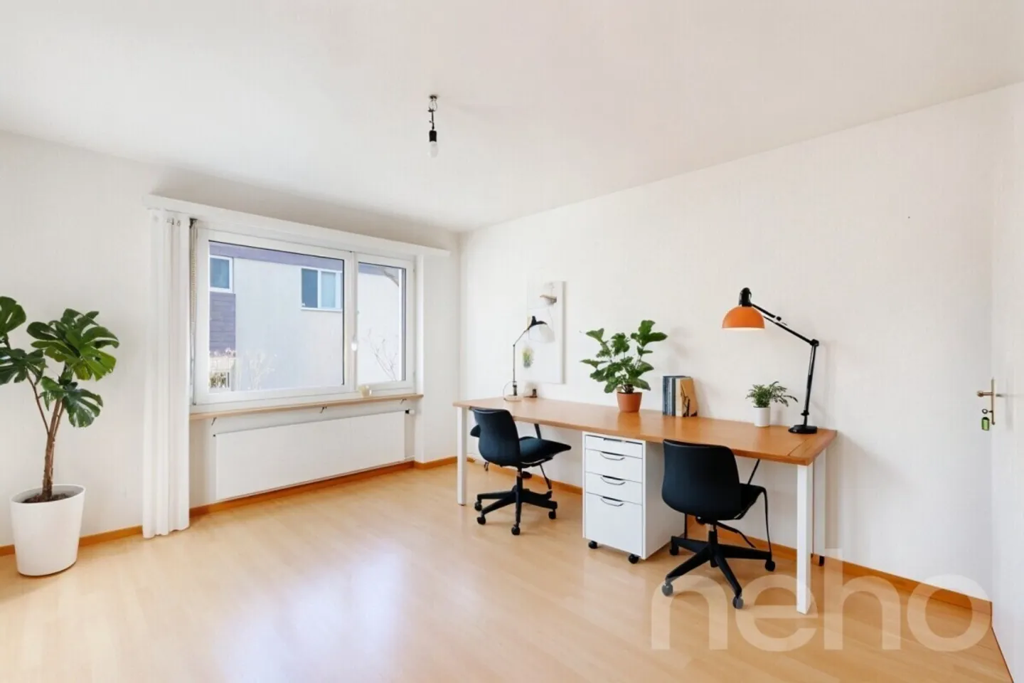 Ampia casa unifamiliare in posizione tranquilla con grande area esterna - Foto 8 di 13