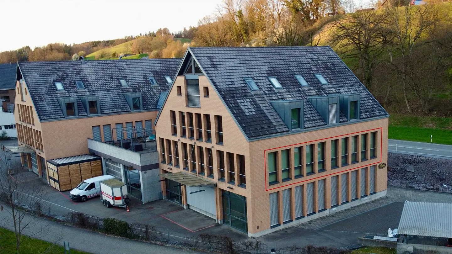 235m2 Geschäftsraum unterteilbar, ausgebaut. Top Lage nahe A1 - Foto 2 von 7