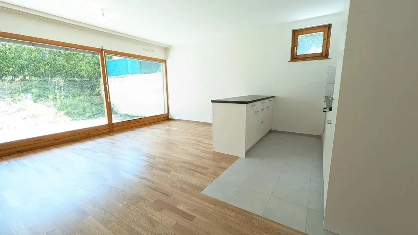 2.5 Room Apartment - Photo 8 of 13