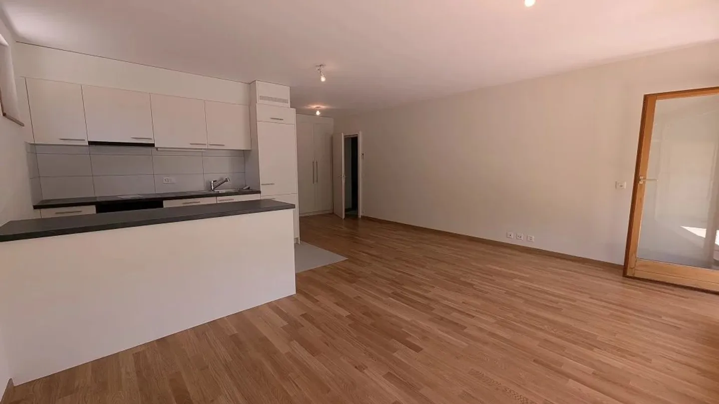 2.5 Room Apartment - Photo 9 of 13