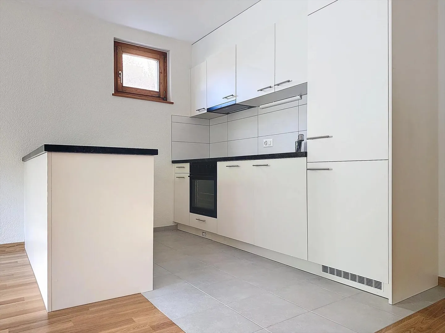 2.5 Room Apartment - Photo 11 of 13