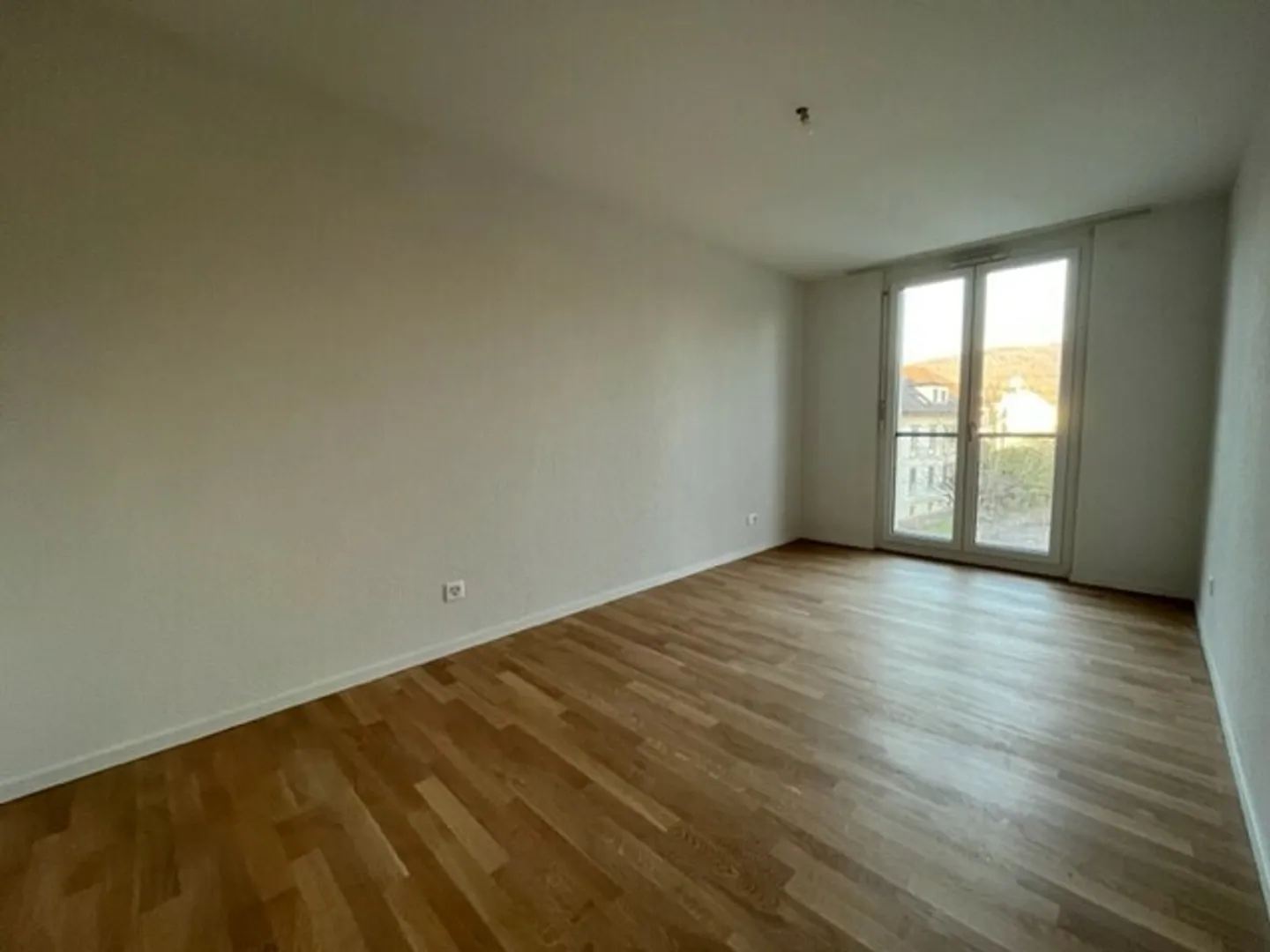 LE TICLE: New apartments for rent - Photo 3 of 9