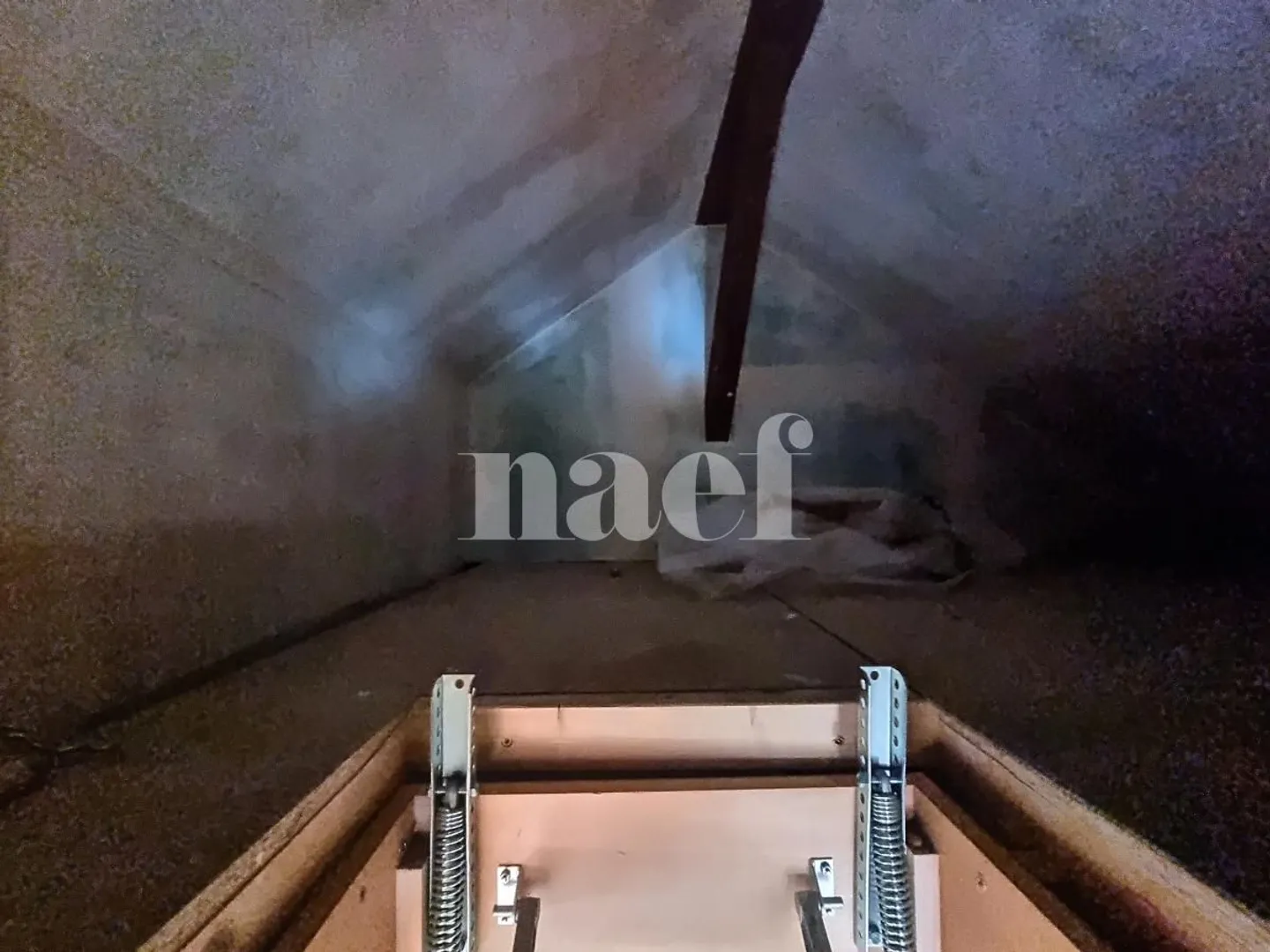 Appartamento affascinante di 2,5 locali in mansarda - Foto 8 di 12