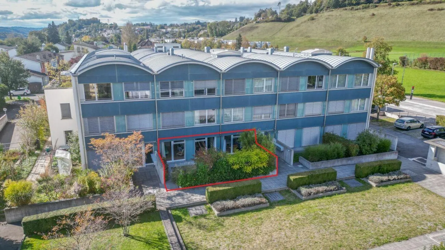 Moderne, lichtdurchflutete Parterrewohnung mit Ost- und Westgarten - Foto 22 von 24