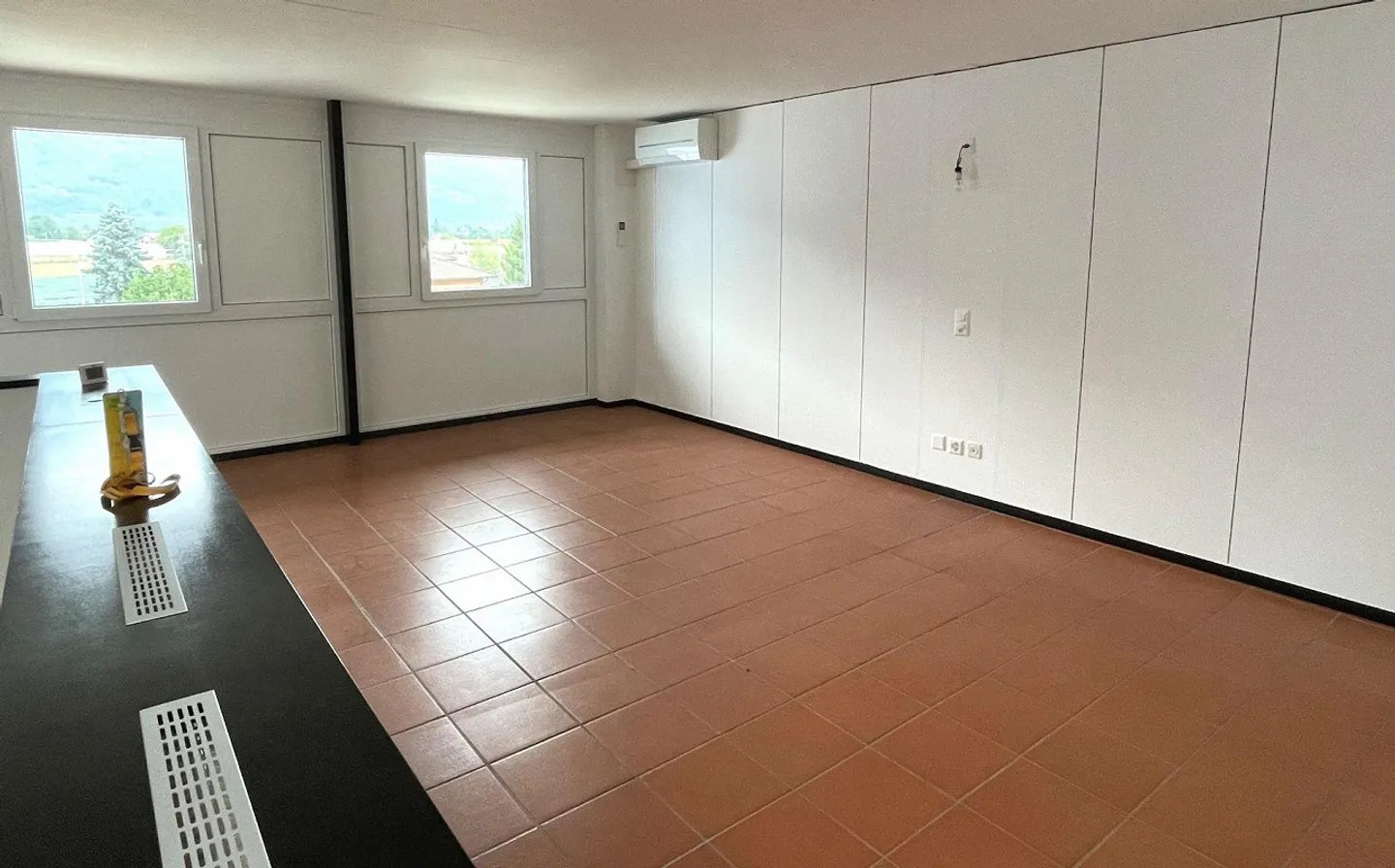 Modern villa and multi-family building with building land - Photo 8 of 16