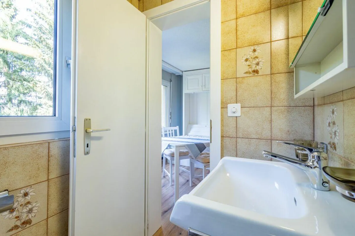 Charming furnished 1-room apartment in Davos Platz - Photo 6 of 9