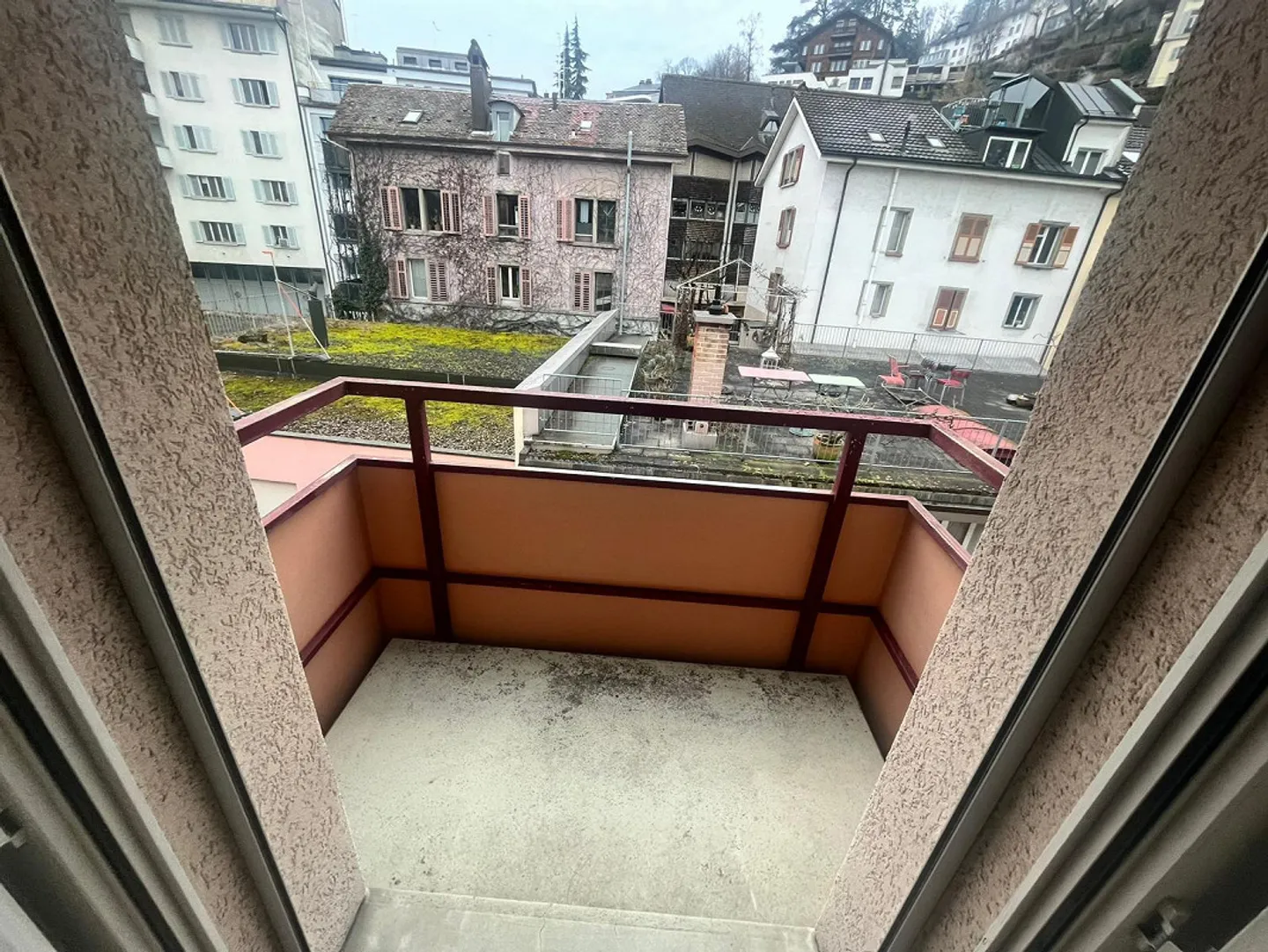 Furnished 2.5-room apartment in Lucerne, available from 01.01. to 31.08.26 - Photo 6 of 7