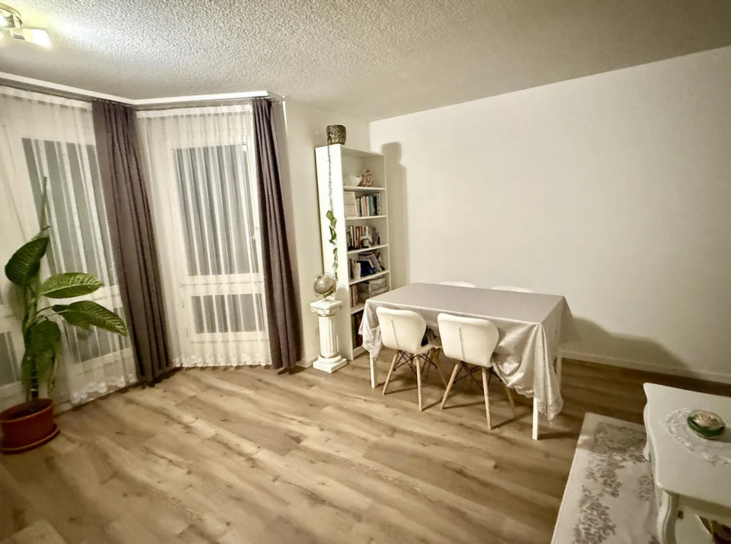 Furnished 2.5-room apartment in Lucerne, available from 01.01. to 31.08.26 - Photo 2 of 7