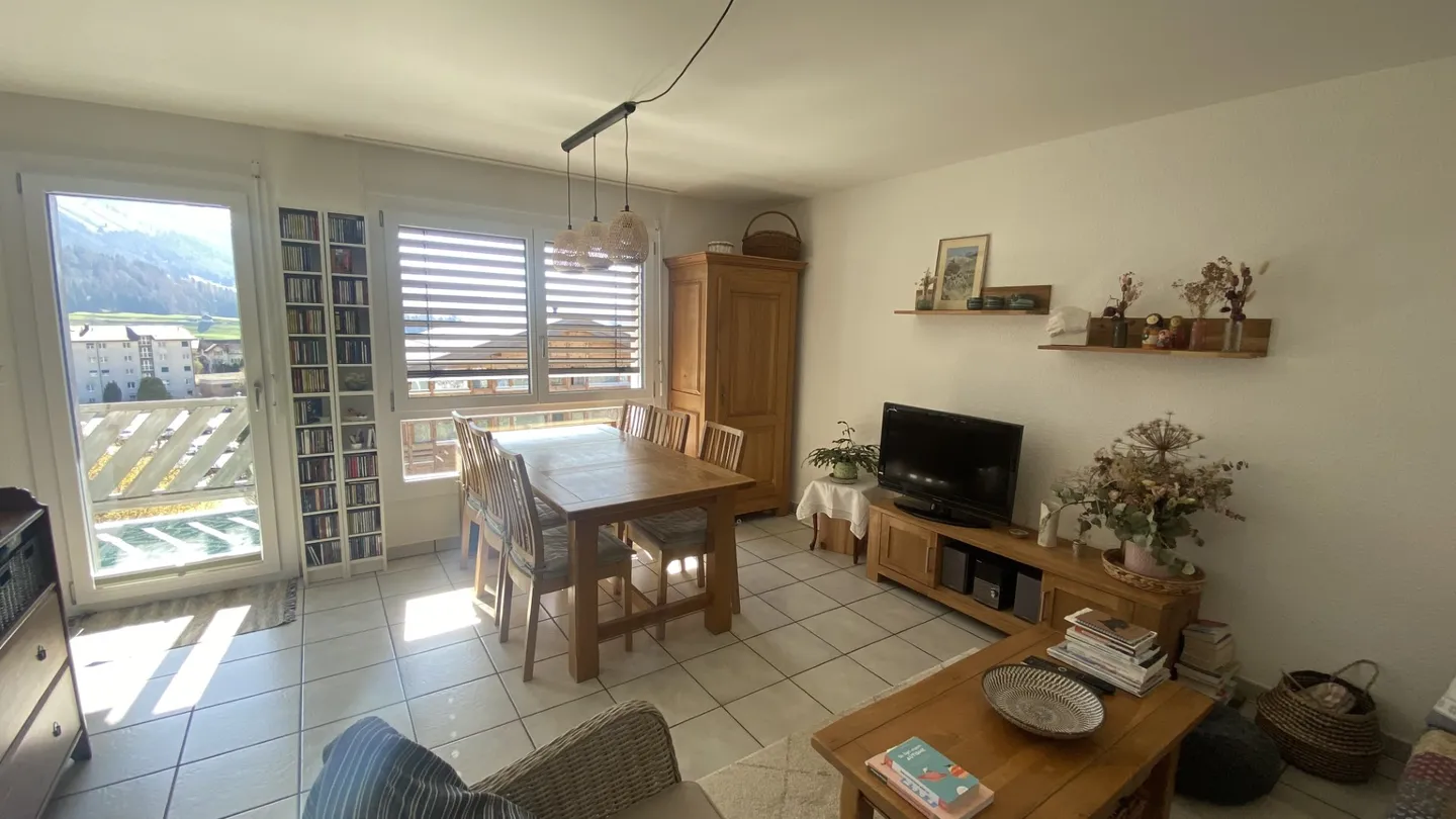 Charmant Appartement 3.5 pièces - Photo 2 sur 5