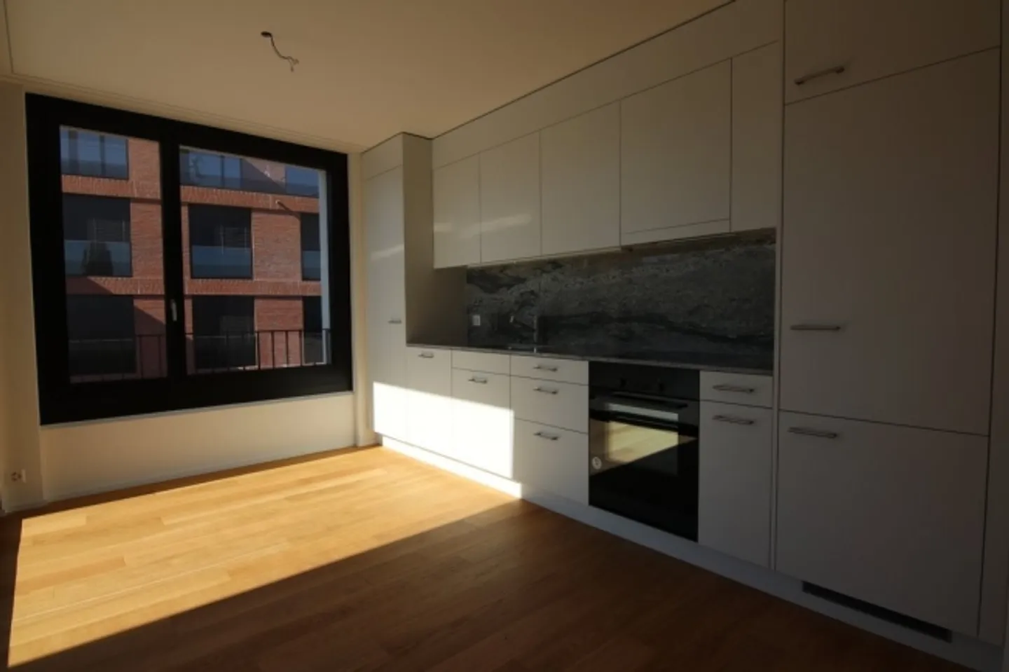Appartement Attique Moderne à Louer à Wädenswil - Photo 2 sur 5
