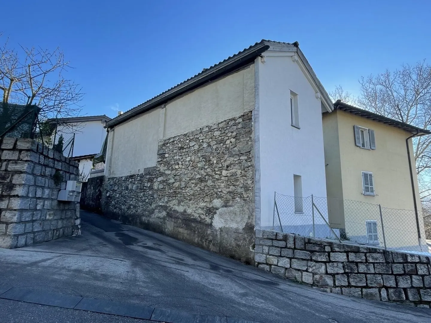 Charming Duplex in Cadempino - Photo 4 of 12