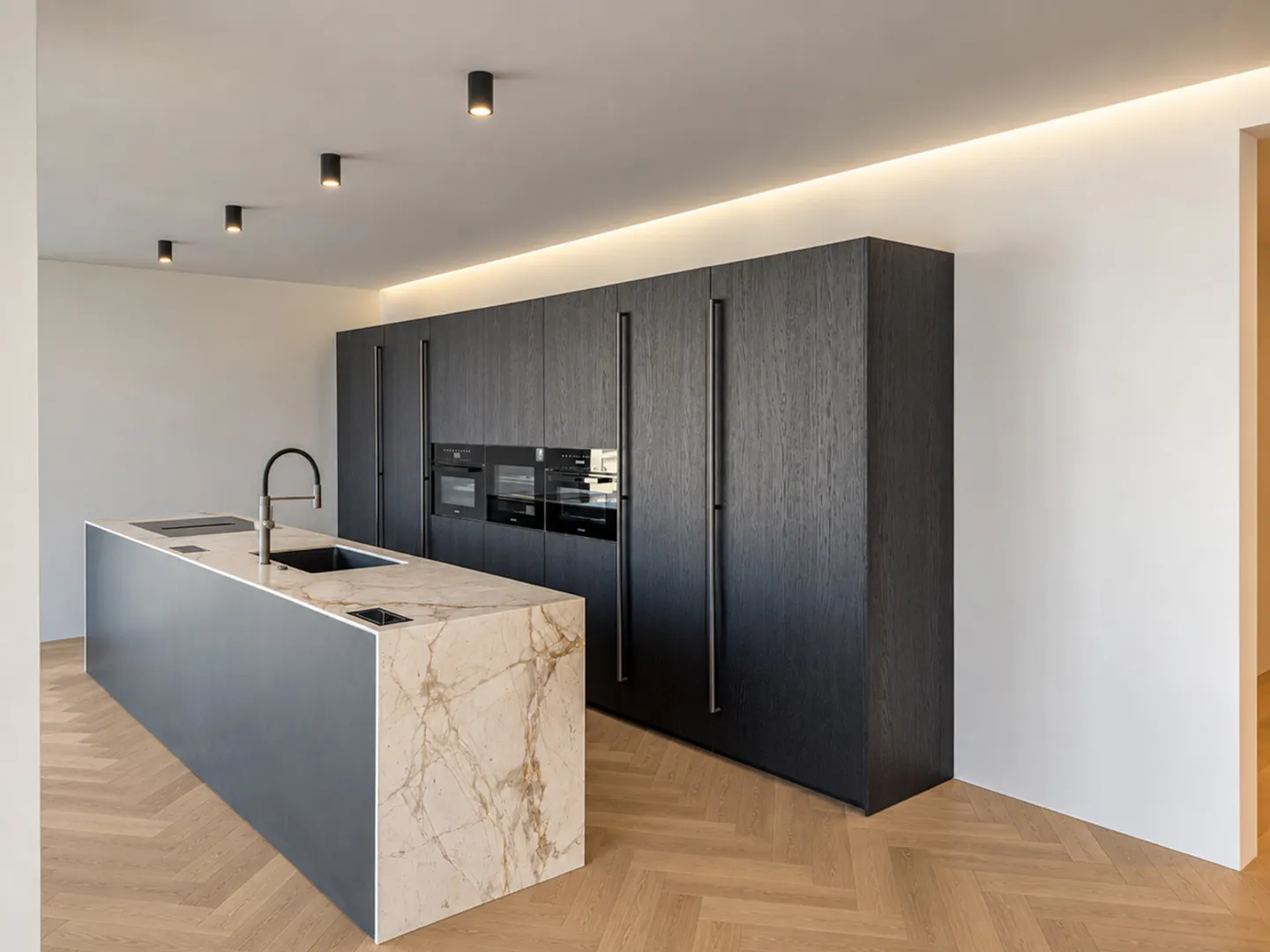 Penthouse de Luxe avec Vue sur le Lac - Photo 4 sur 12