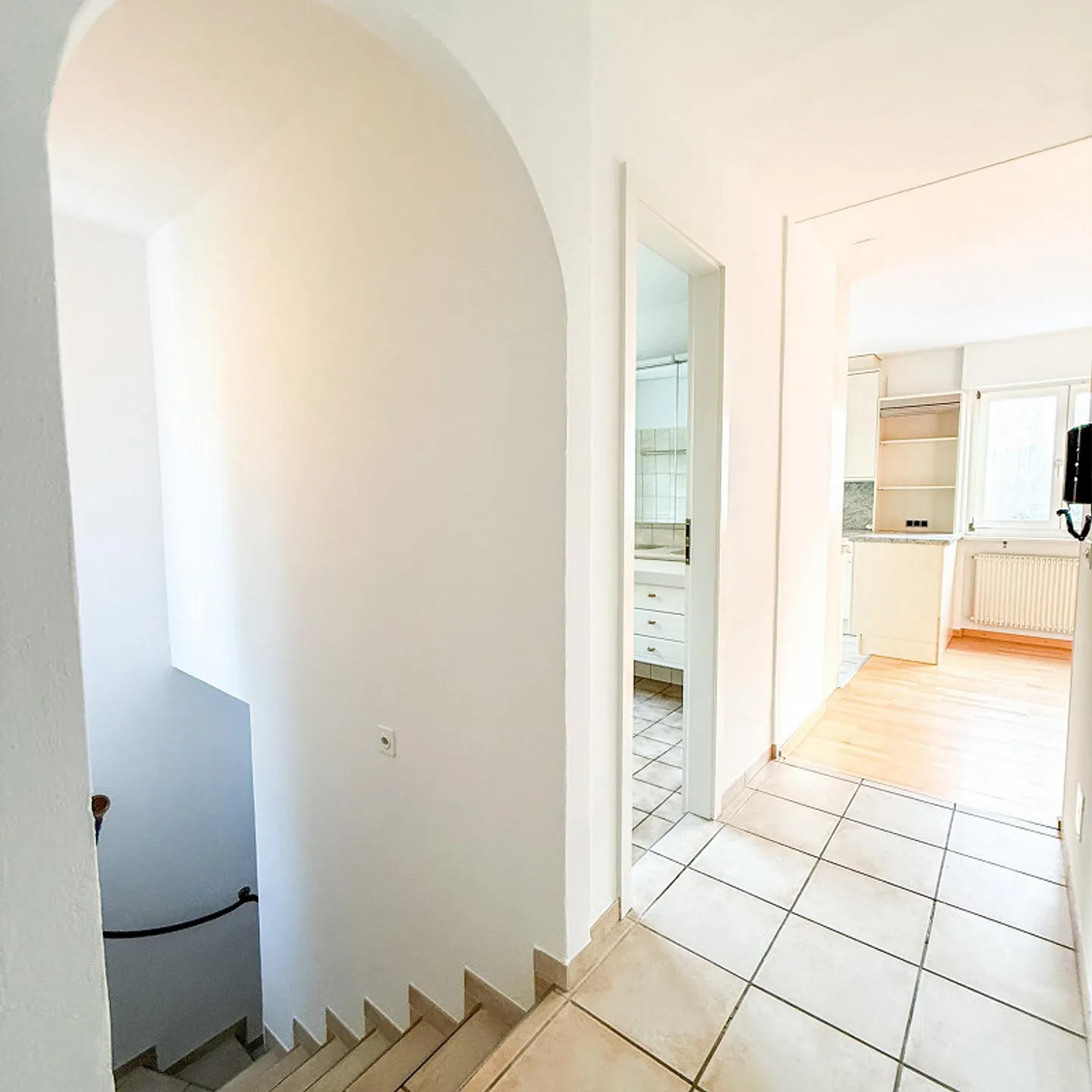 5.5-Room Single-Family House with Plenty of Space for Your Living Ideas - Photo 10 of 18