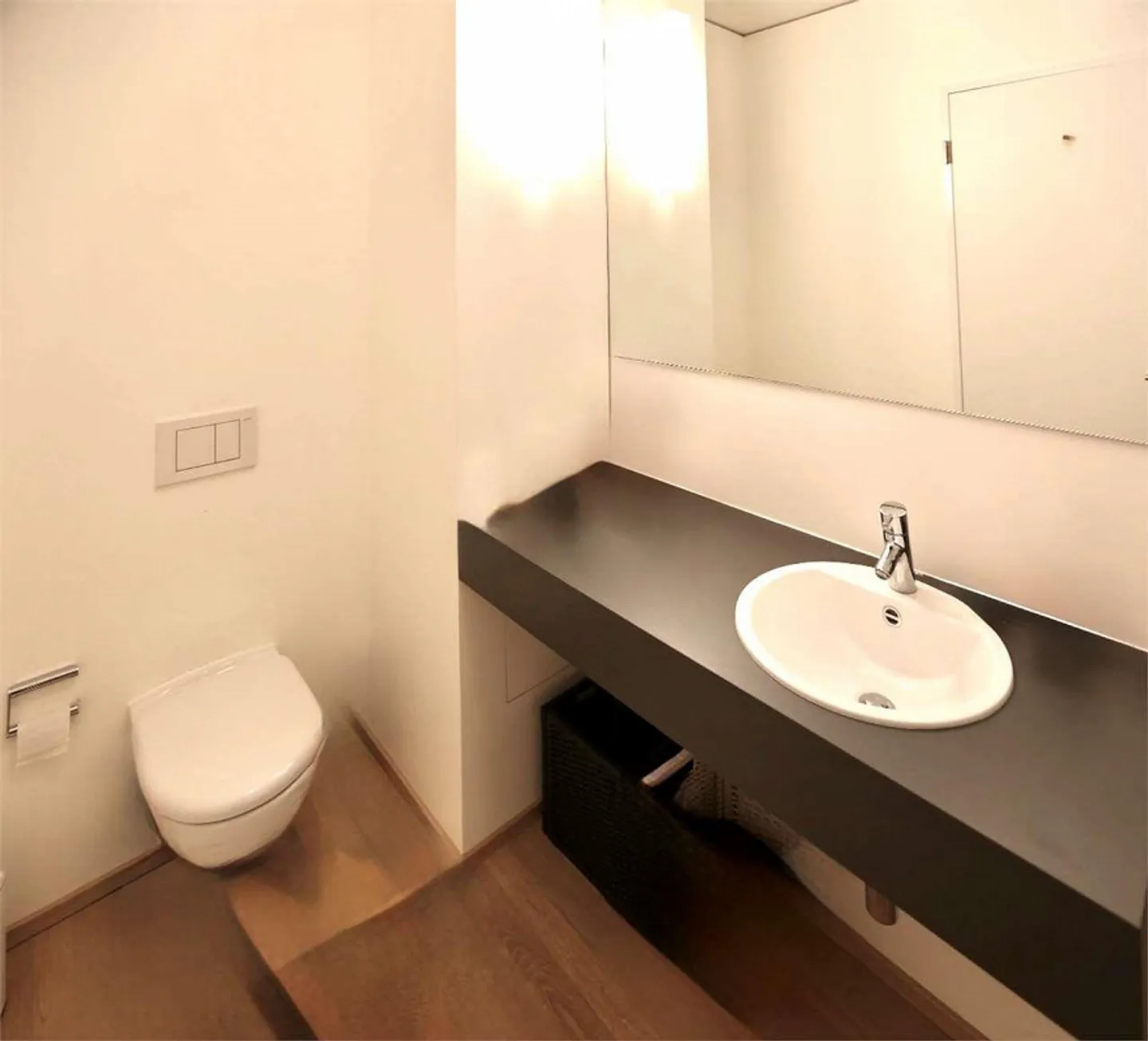 In affitto a Lugano centro, loft ammobiliato con veranda - Foto 6 di 7
