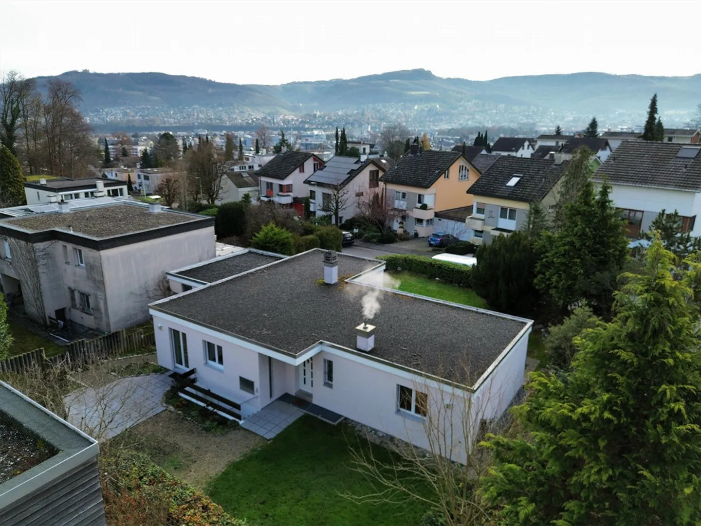 5.5-Room Single-Family House with Plenty of Space for Your Living Ideas - Photo 16 of 18