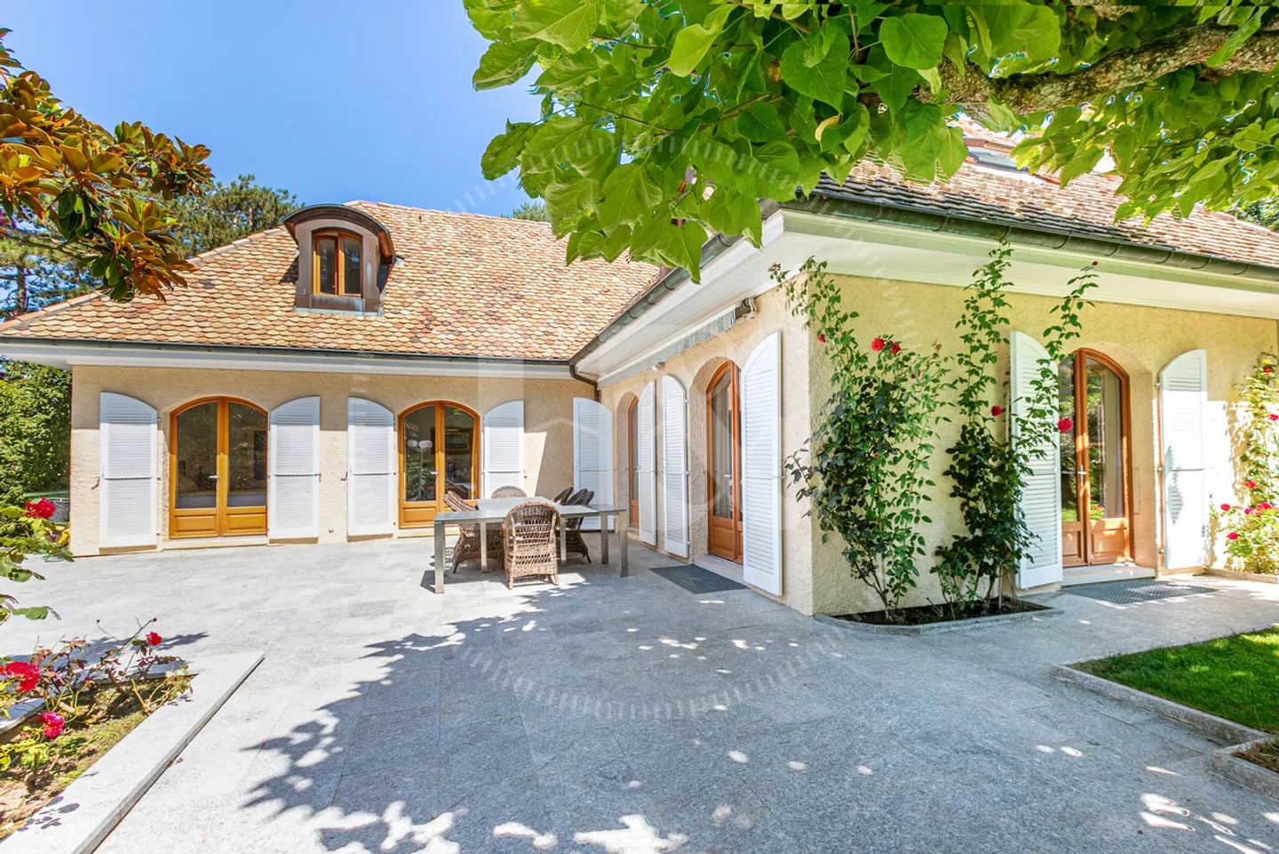 Single house for sale - Photo 1 of 1