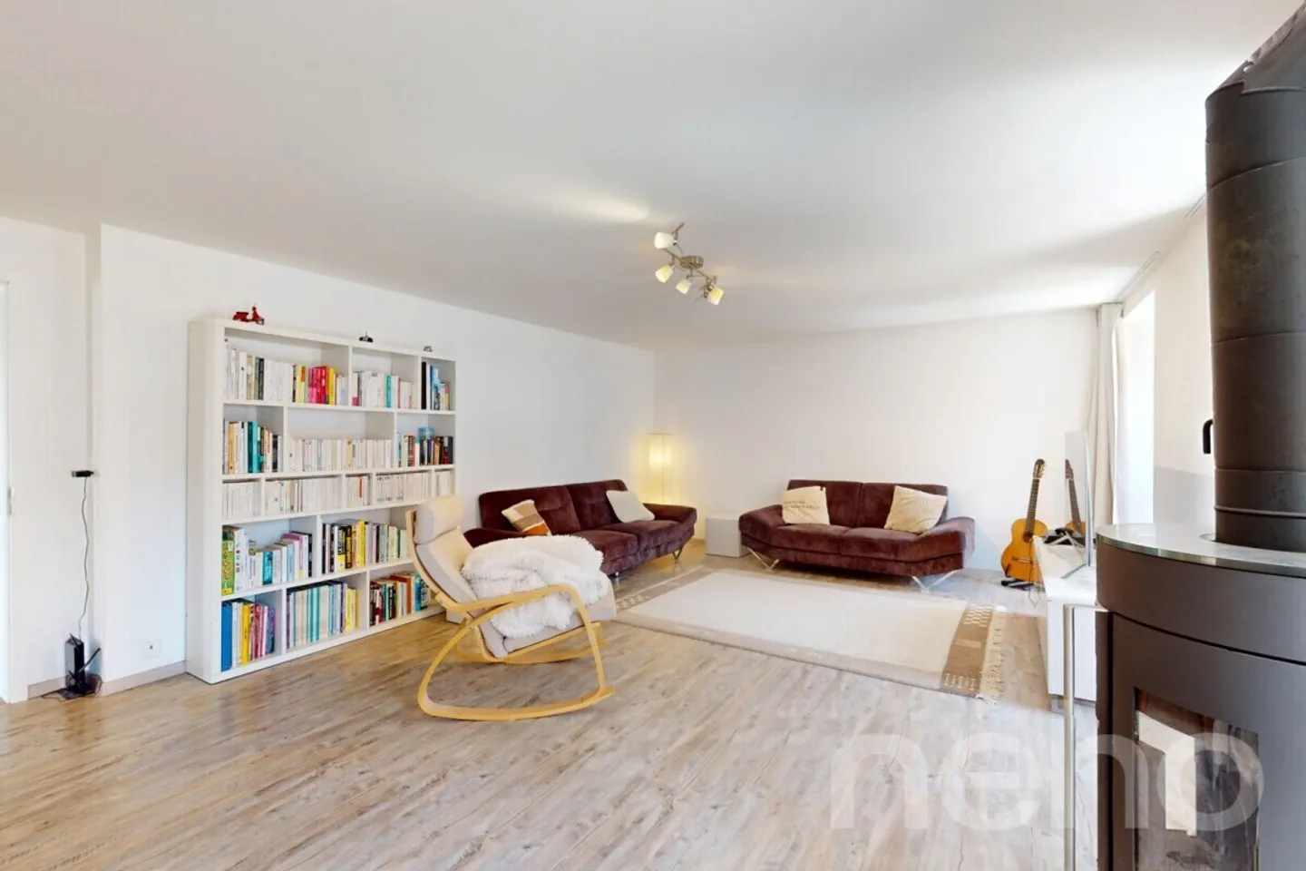 Appartement 4.5 pièces rénové avec cachet et jardins partagés - Photo 5 sur 12
