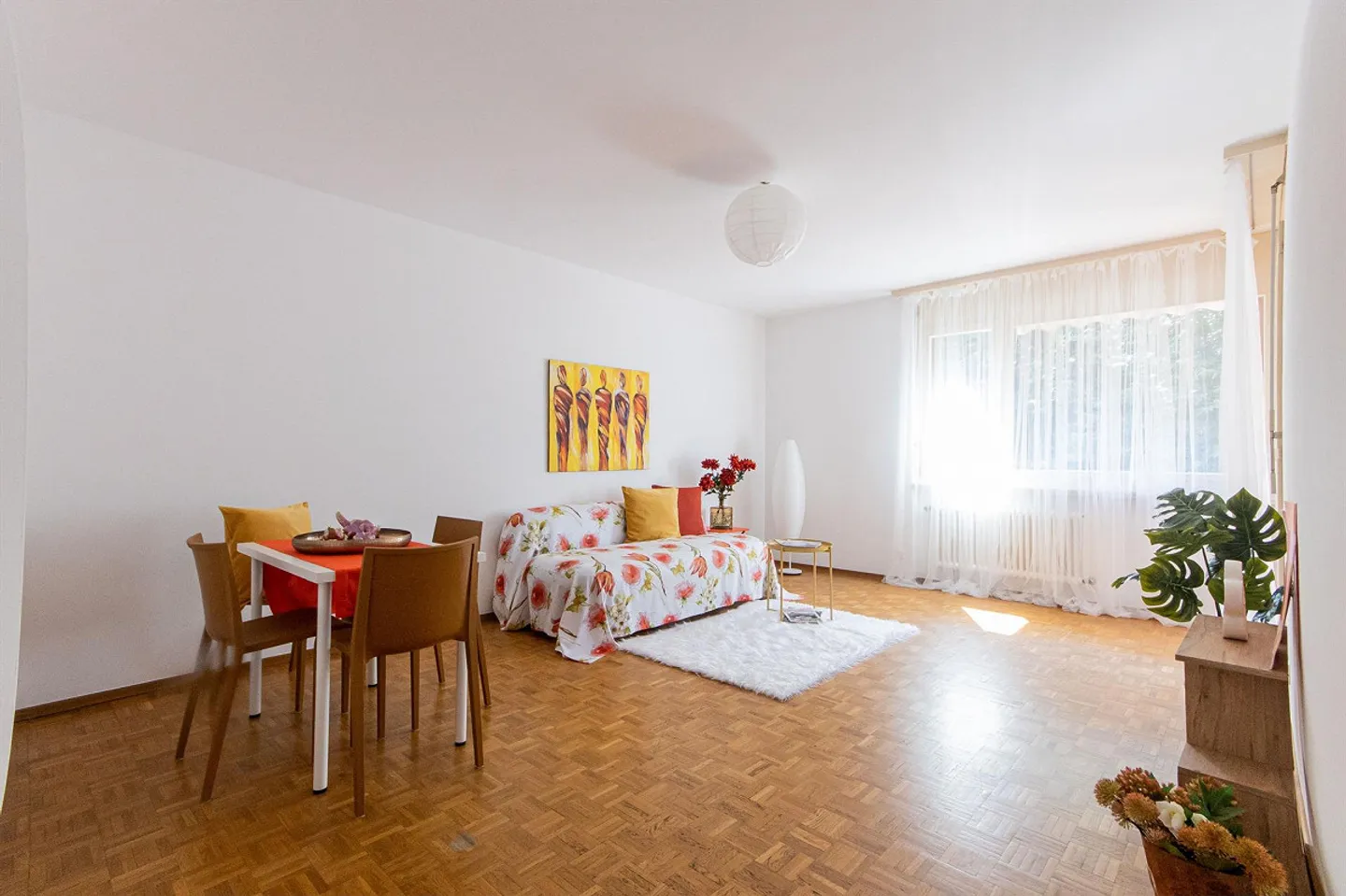 Geräumige 2.5-Zimmer-Wohnung im Grünen! - Foto 2 von 6