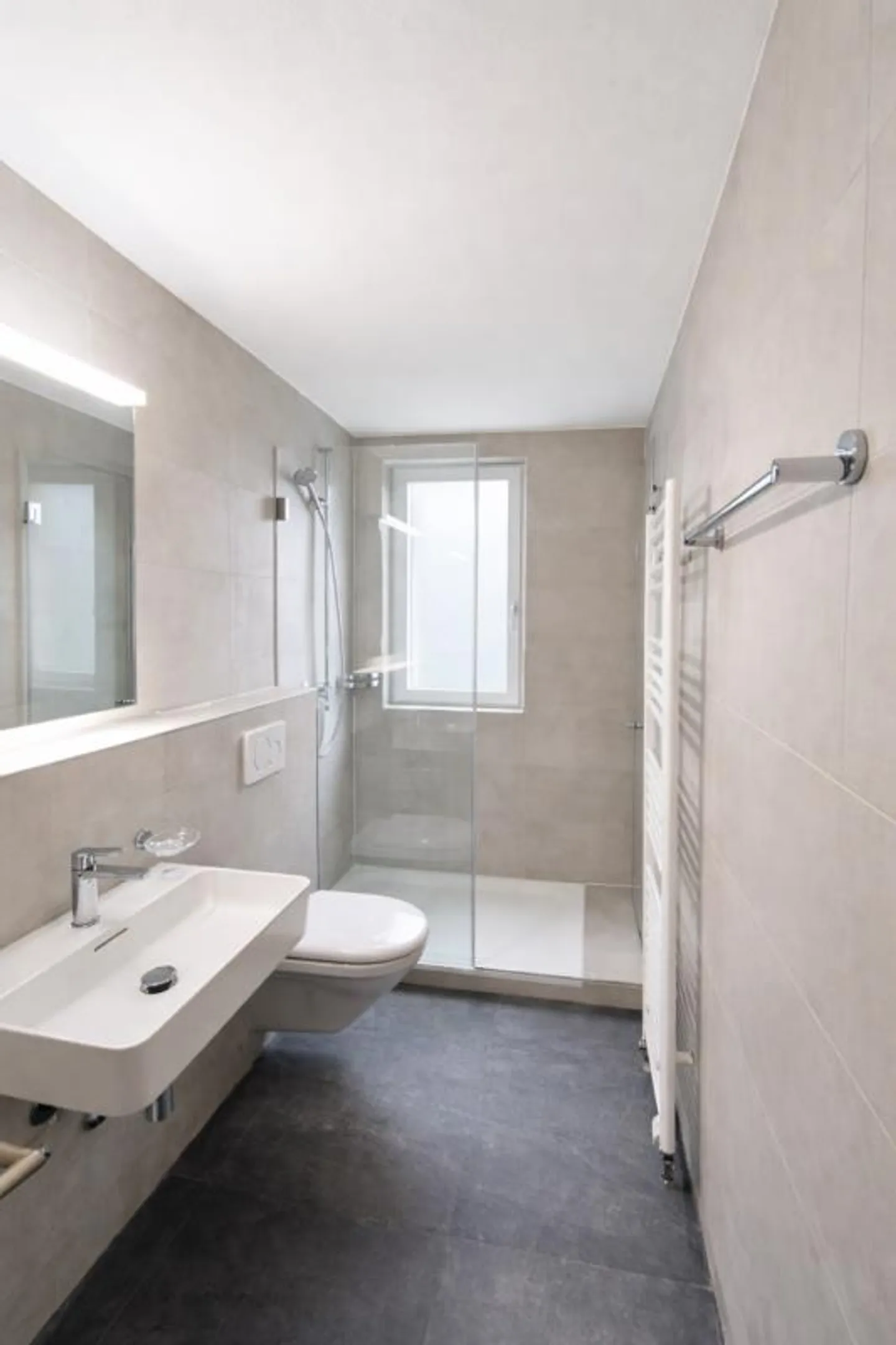 Appartamento 3.5 locali, prima occupazione dopo ristrutturazione completa - Foto 4 di 4