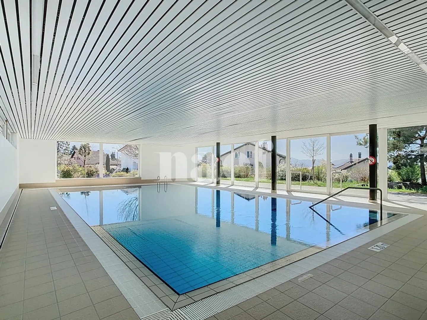 Geräumige Wohnung in einer Residenz mit Swimmingpool - Foto 2 von 13