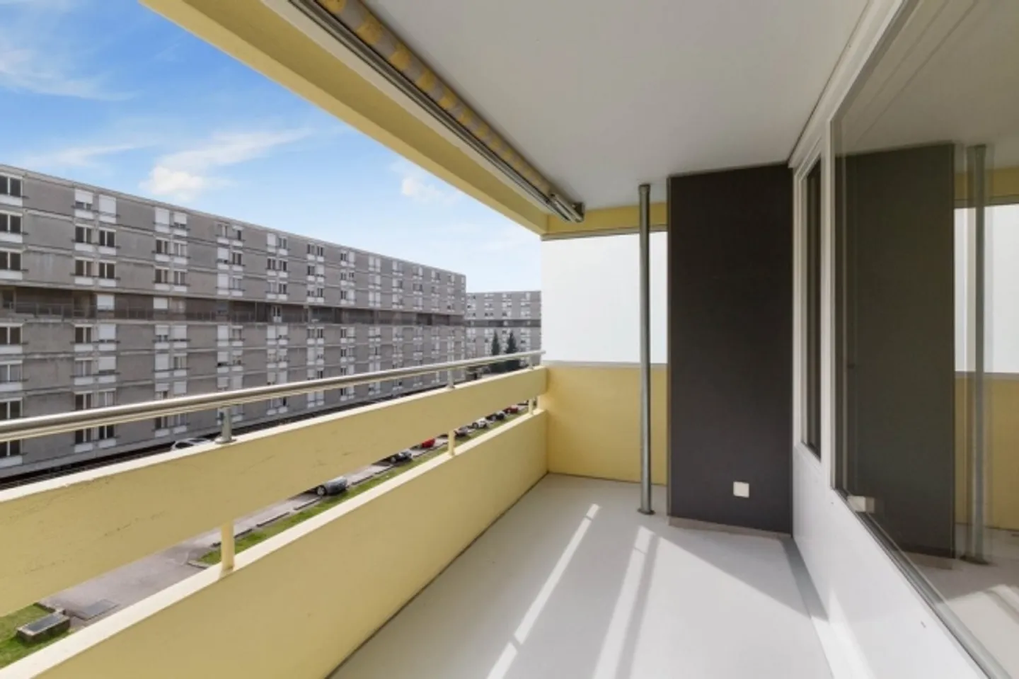 «kinderfreundliche ruhige Wohnlage am Waldrand mit Schwimmbad» - Foto 4 von 11