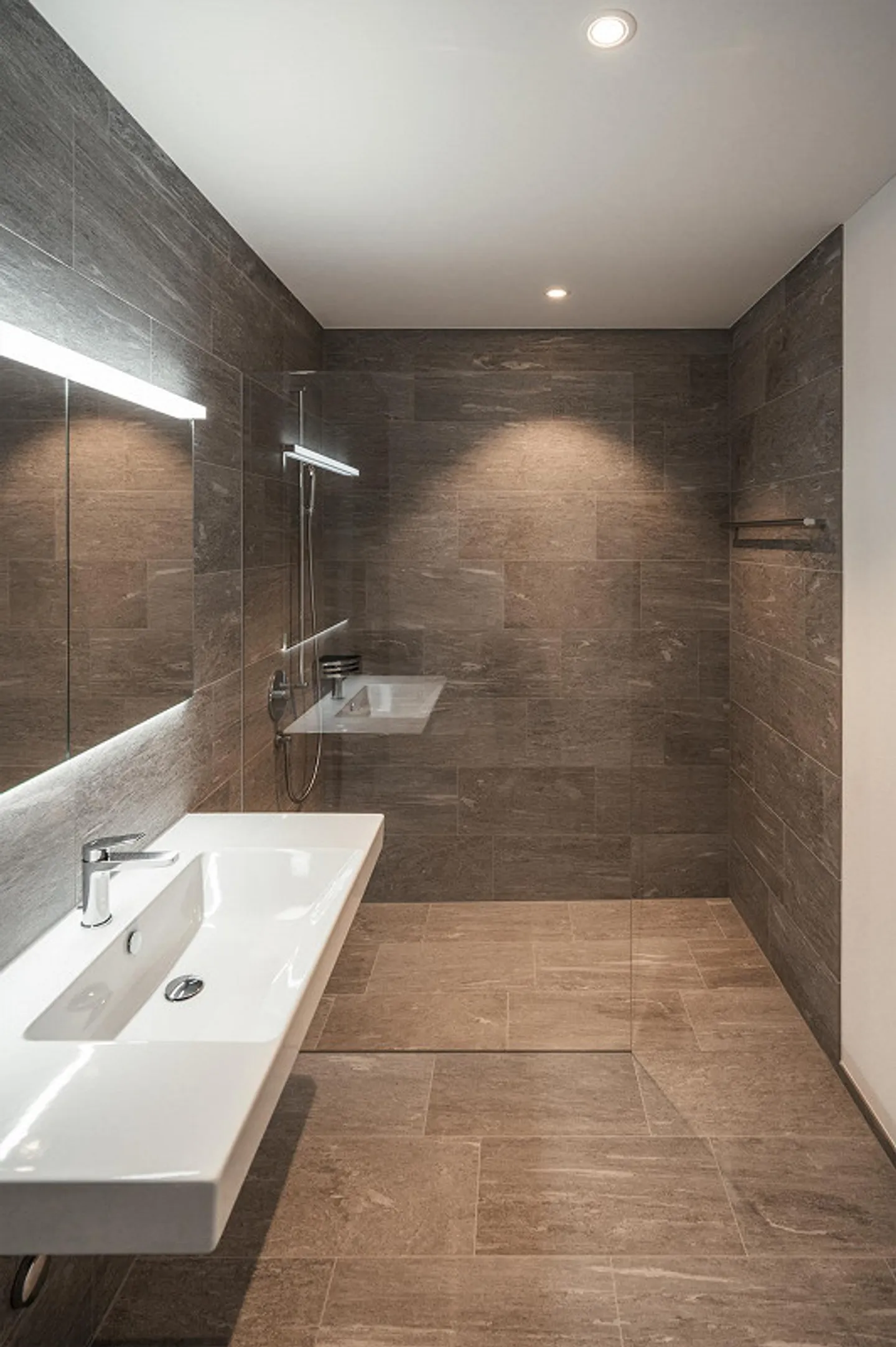 First rental 3.5 room apartment - Photo 9 of 13