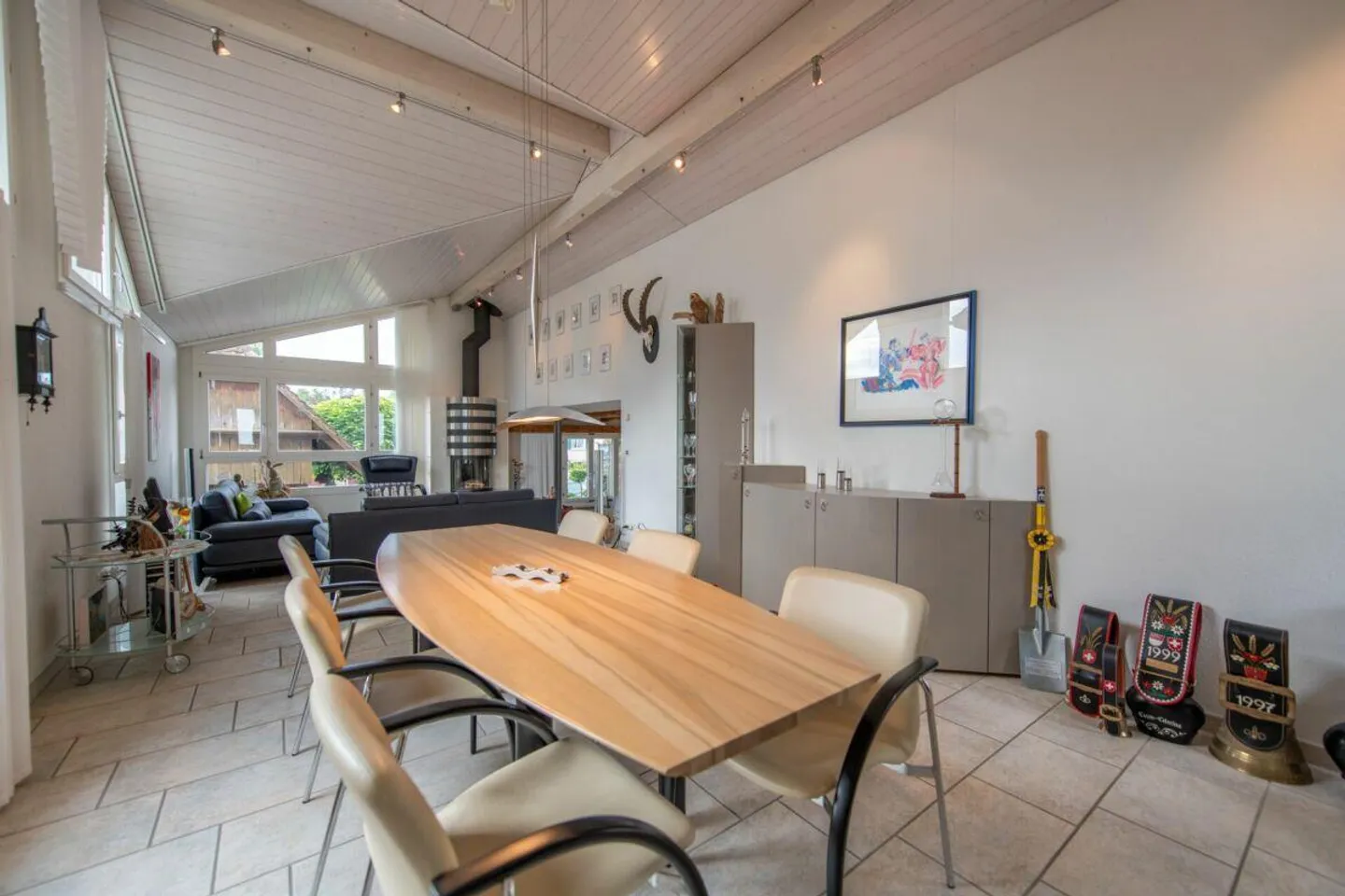 Vivre & Se Détendre : Maison Individuelle Spacieuse avec Oasis de Bien-Être - Photo 3 sur 30