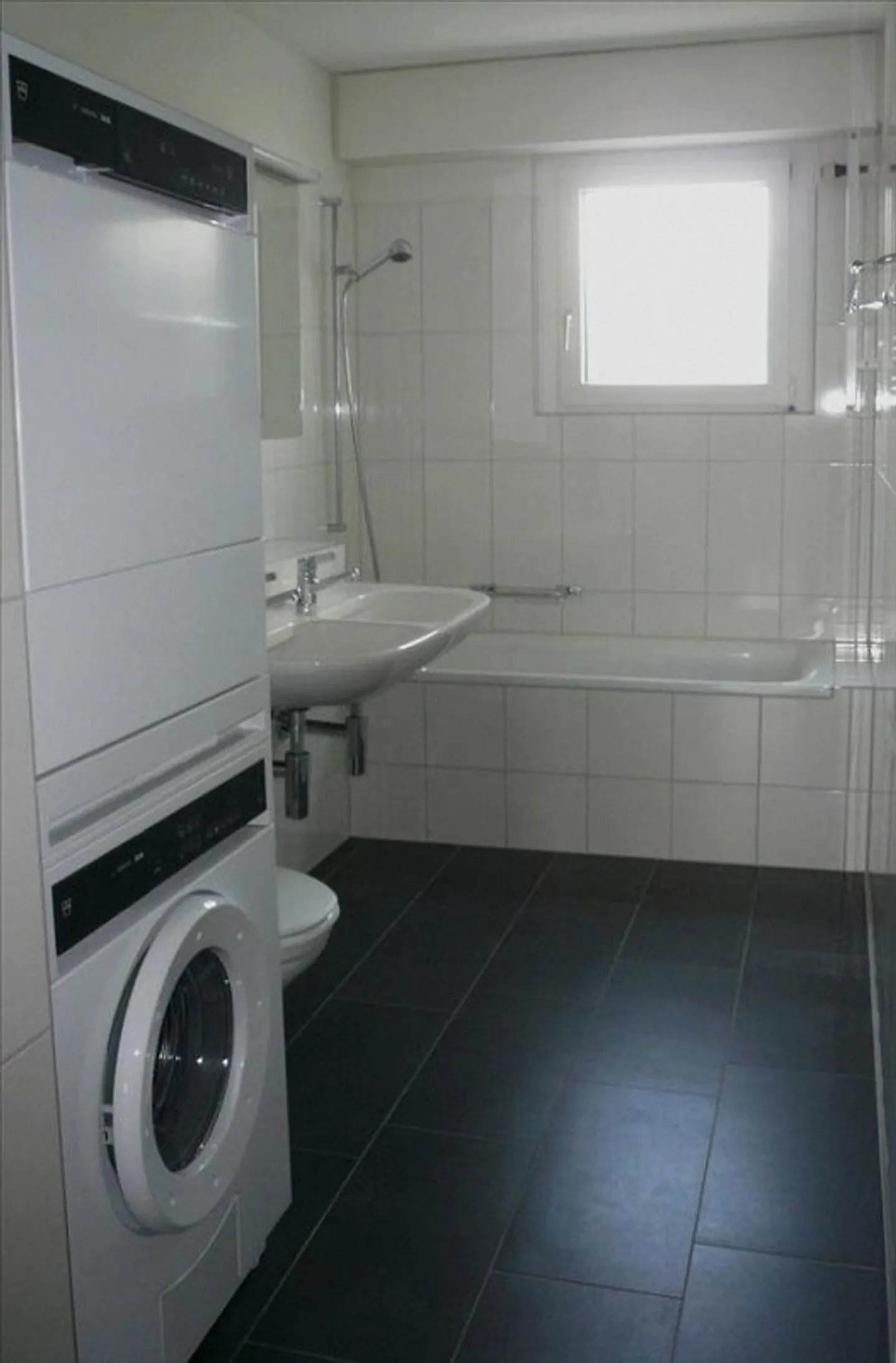 Grosszügige Wohnung mit Weitsicht - Foto 3 von 6