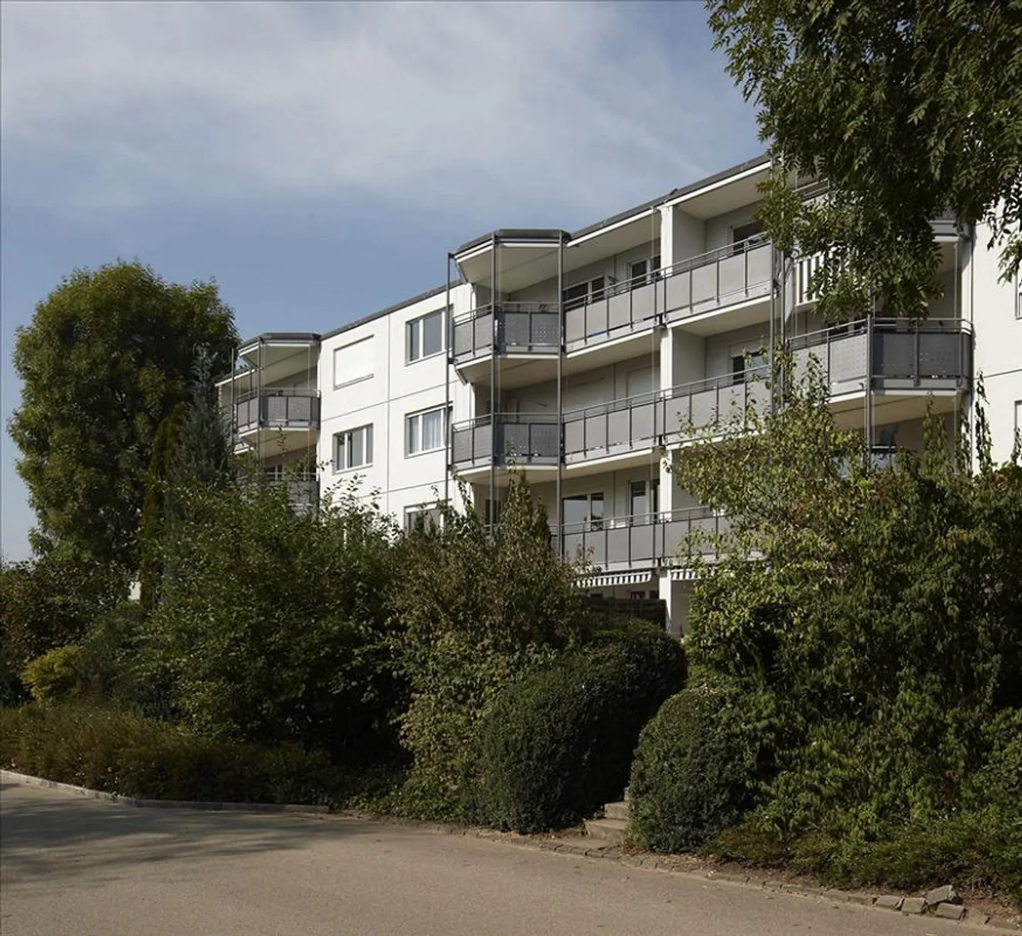 Grosszügige Wohnung mit Weitsicht - Foto 1 von 6