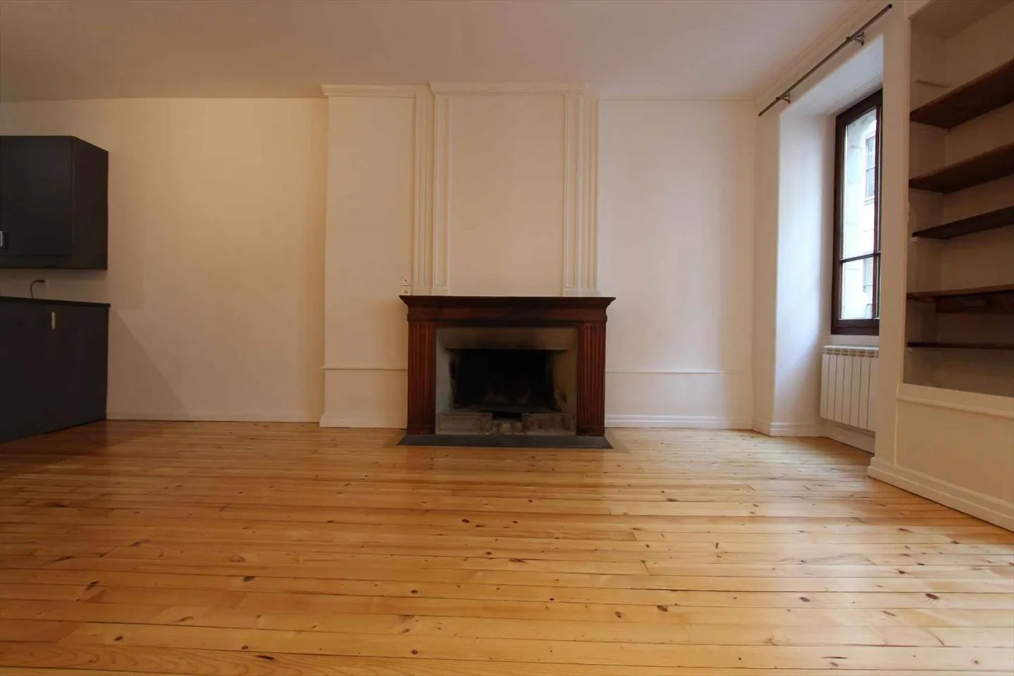 2.5 Room Apartment - Photo 3 of 6