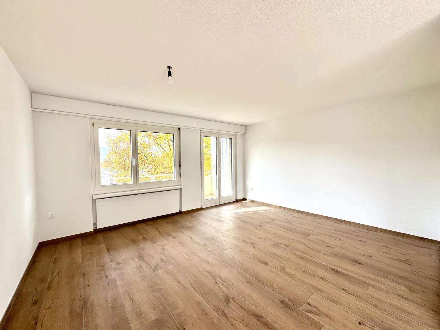 Appartamento 3.5 stanze appena ristrutturato a Wohlen - Foto 8 di 27