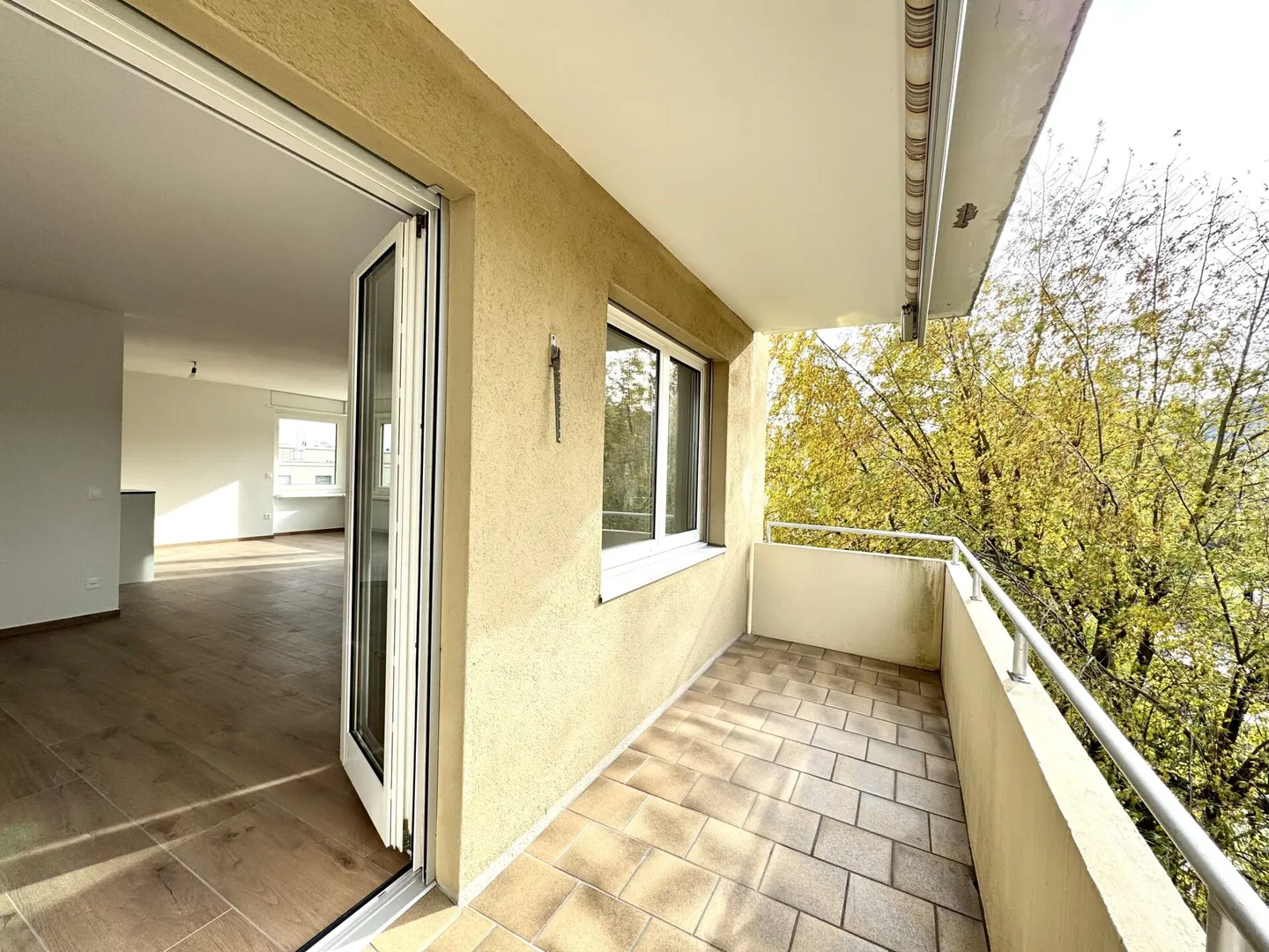 Appartamento 3.5 stanze appena ristrutturato a Wohlen - Foto 11 di 27