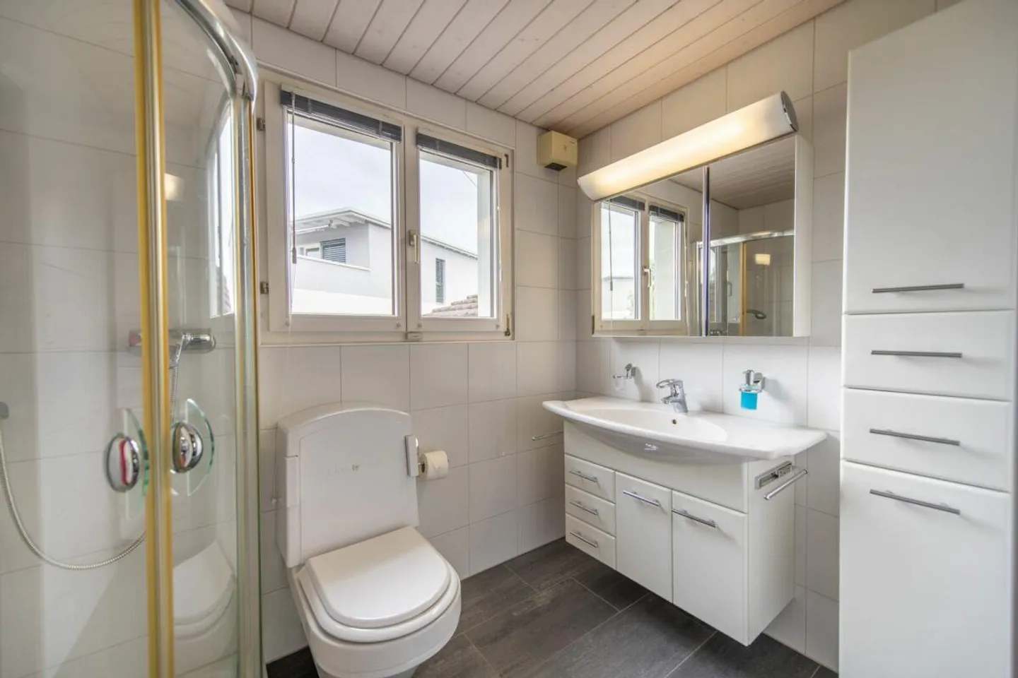 Vivre & Se Détendre : Maison Individuelle Spacieuse avec Oasis de Bien-Être - Photo 14 sur 30