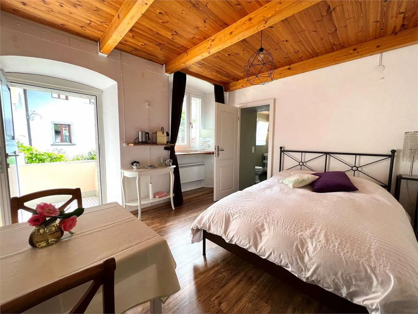 Charming furnished studio near Ascona - Photo 2 of 8