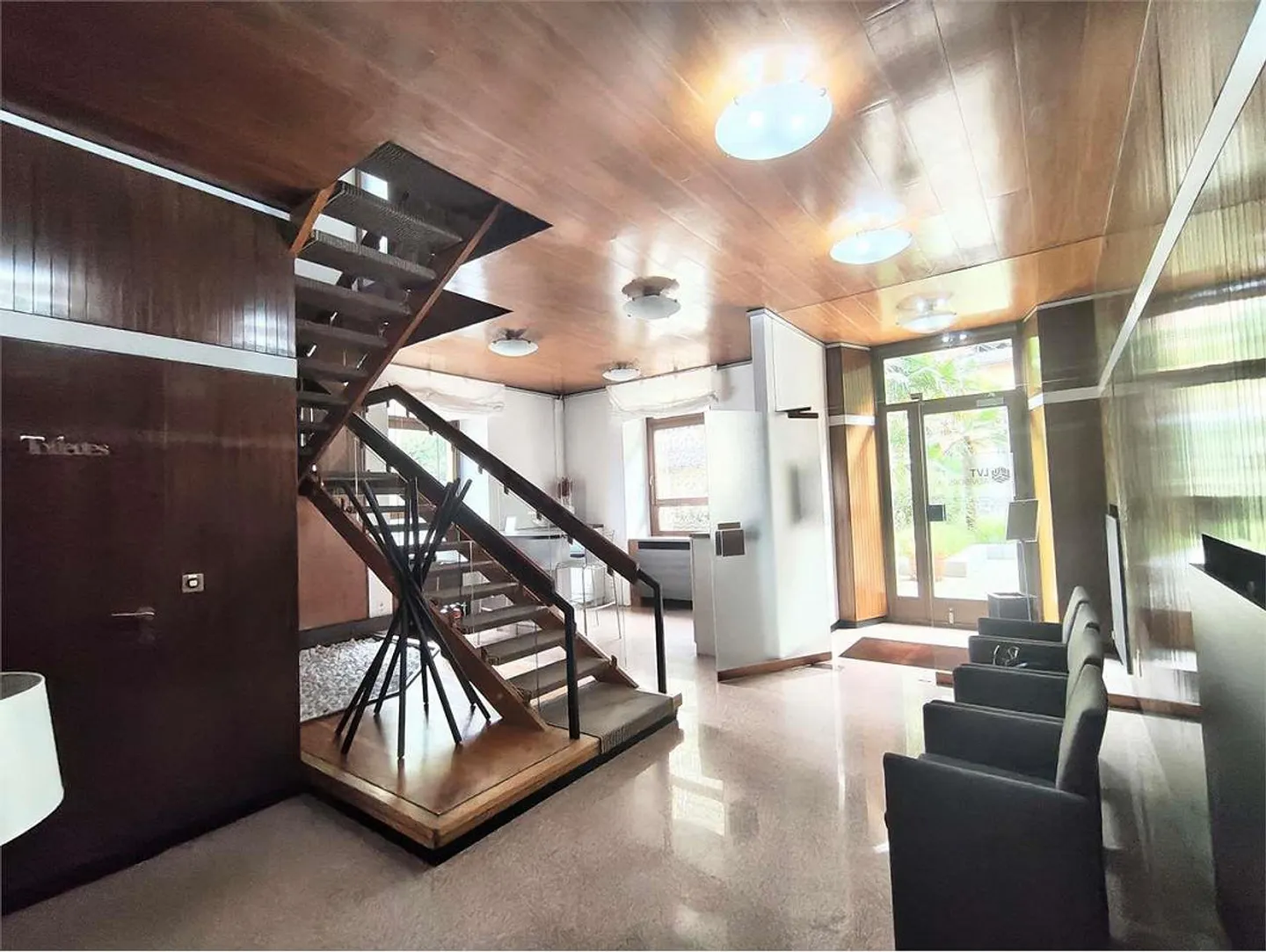 Bureau avec places de parking à Mendrisio - Photo 7 sur 8